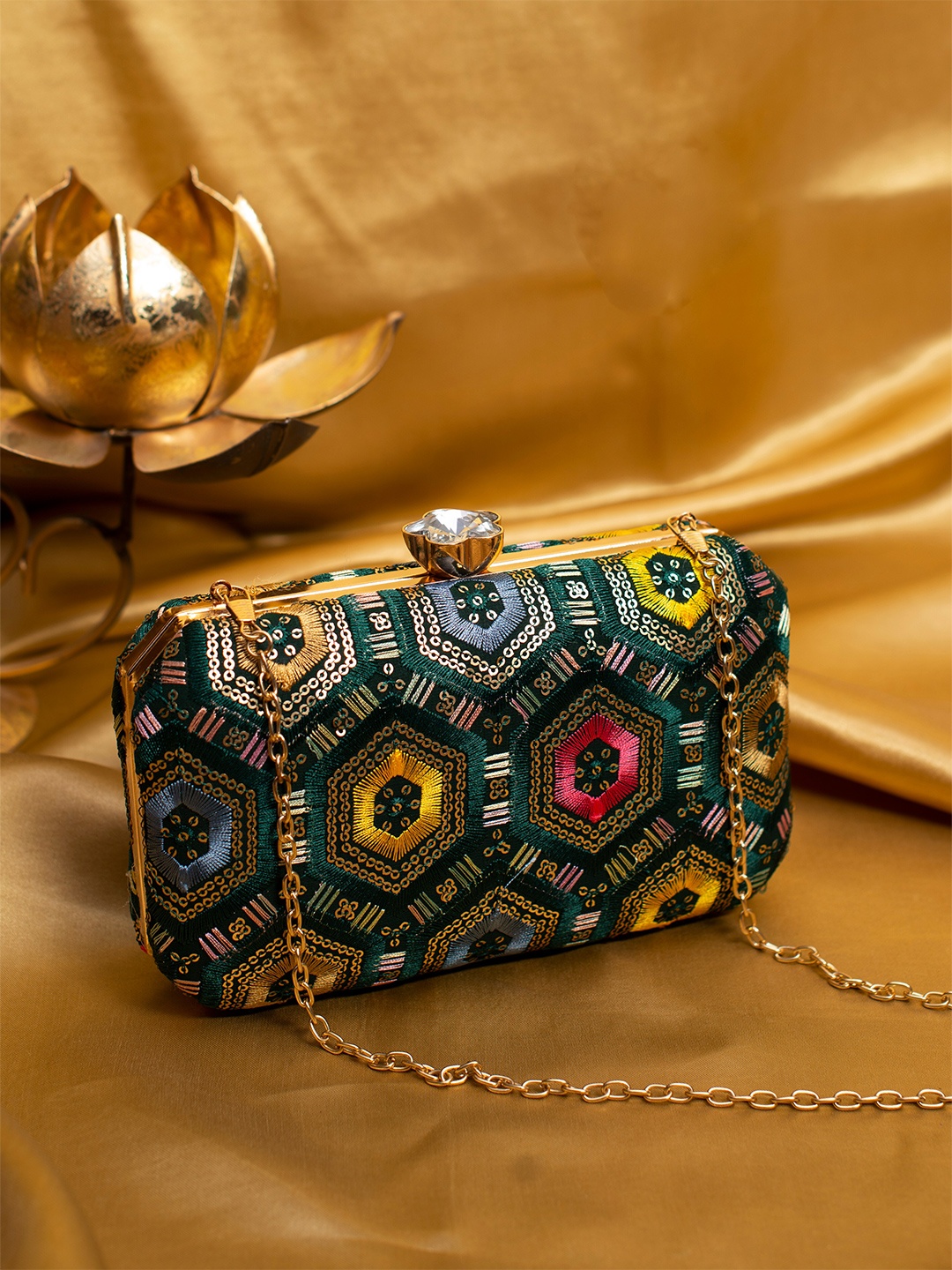 

ARTKLIM Embroidered Box Clutch, Green