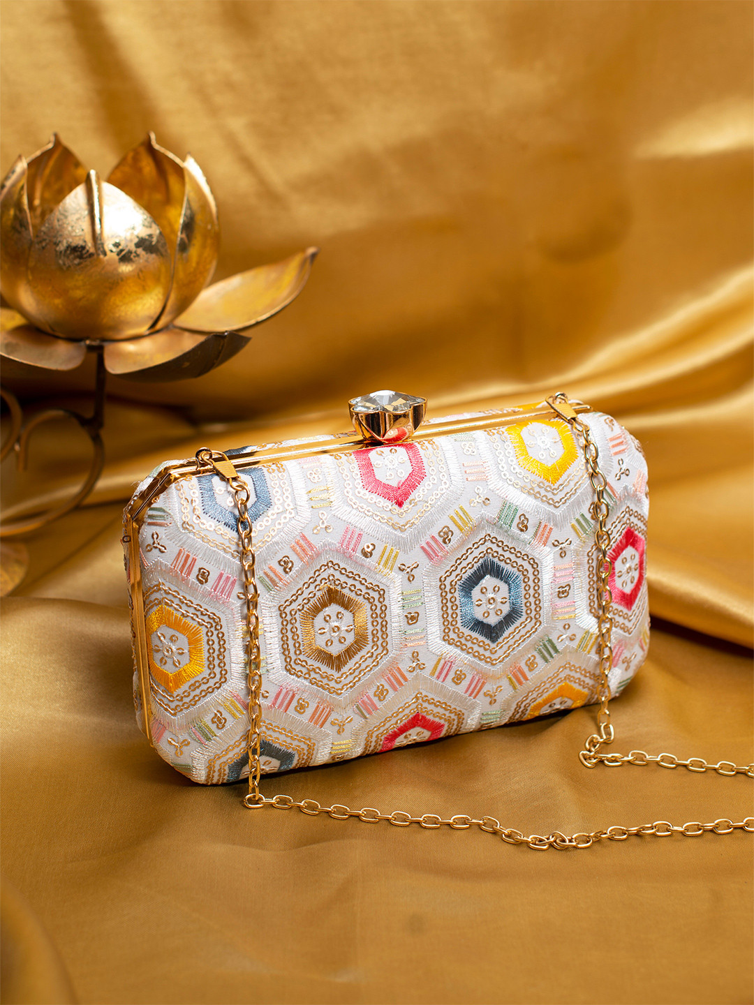 

ARTKLIM Embroidered Box Clutch, White