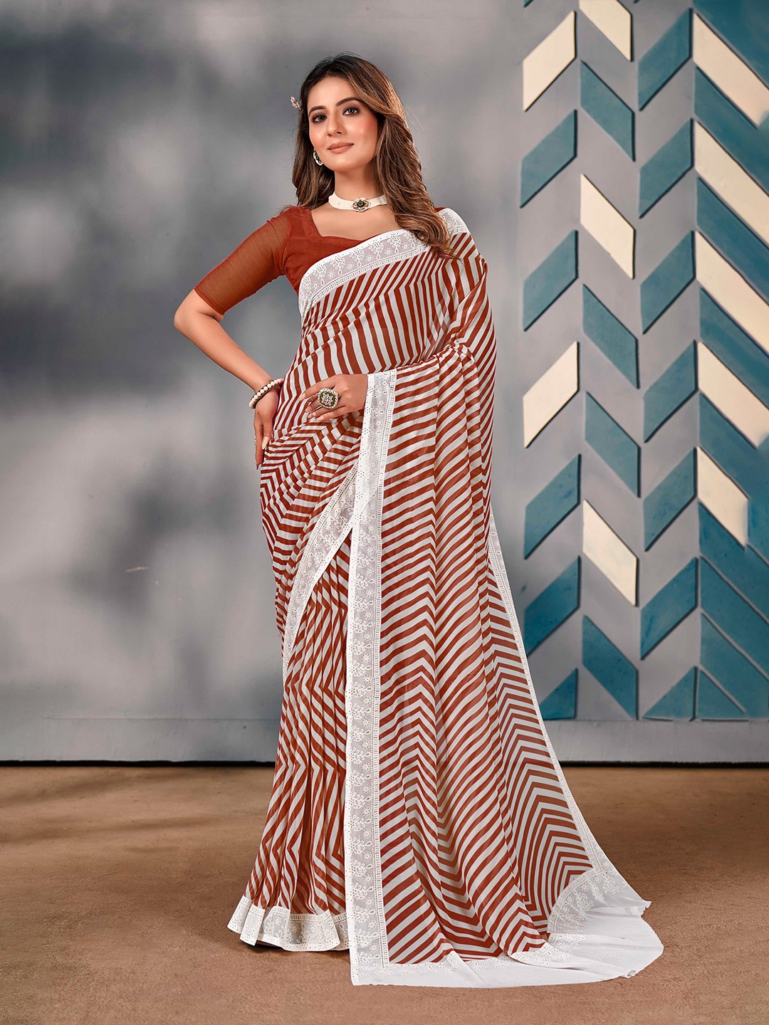 

Mitera Embroidered Leheriya Saree, Brown