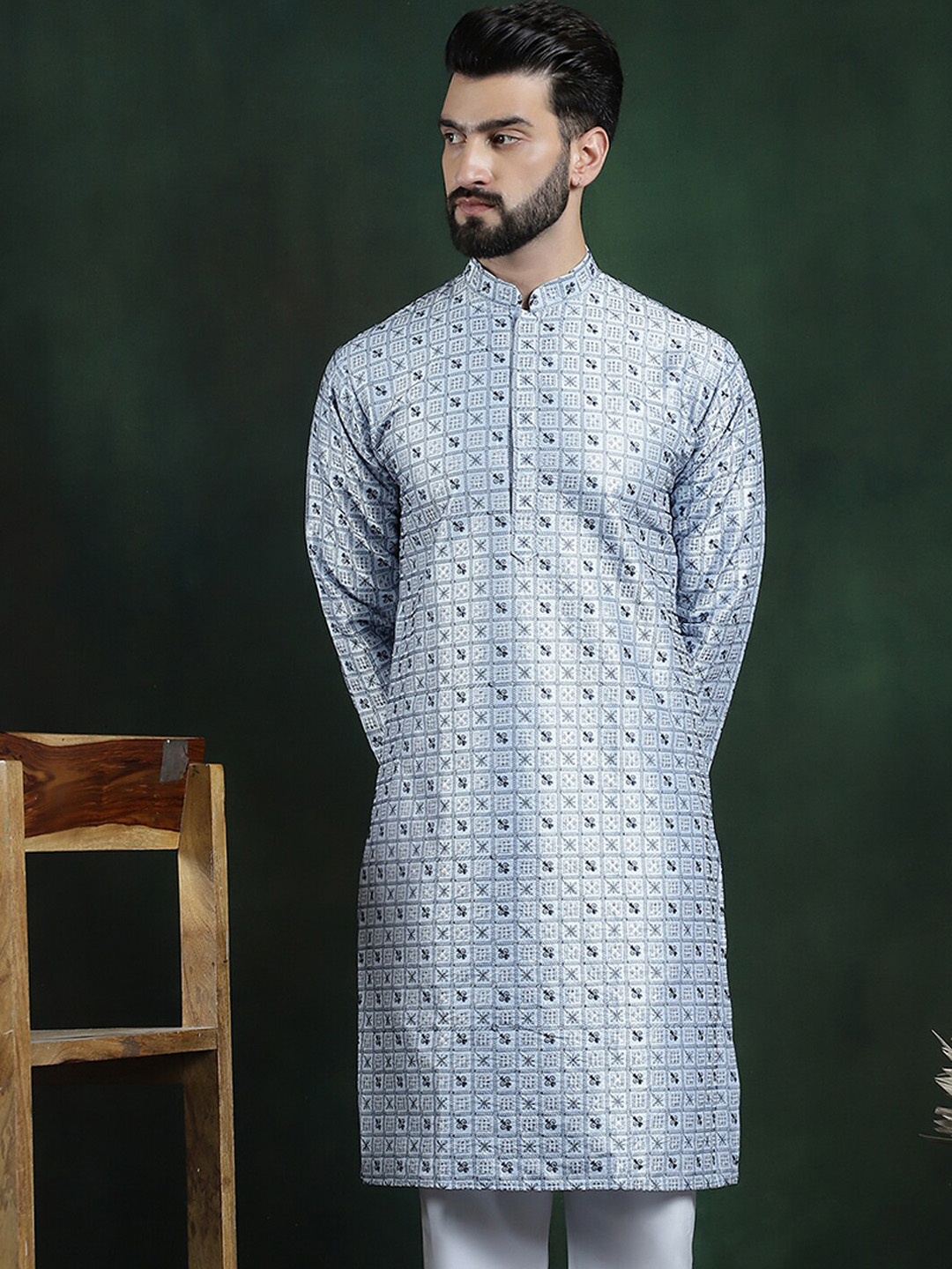 

SOJANYA LUXE Geometric Woven Design Thread Work Cotton Silk Straight Kurta, Blue