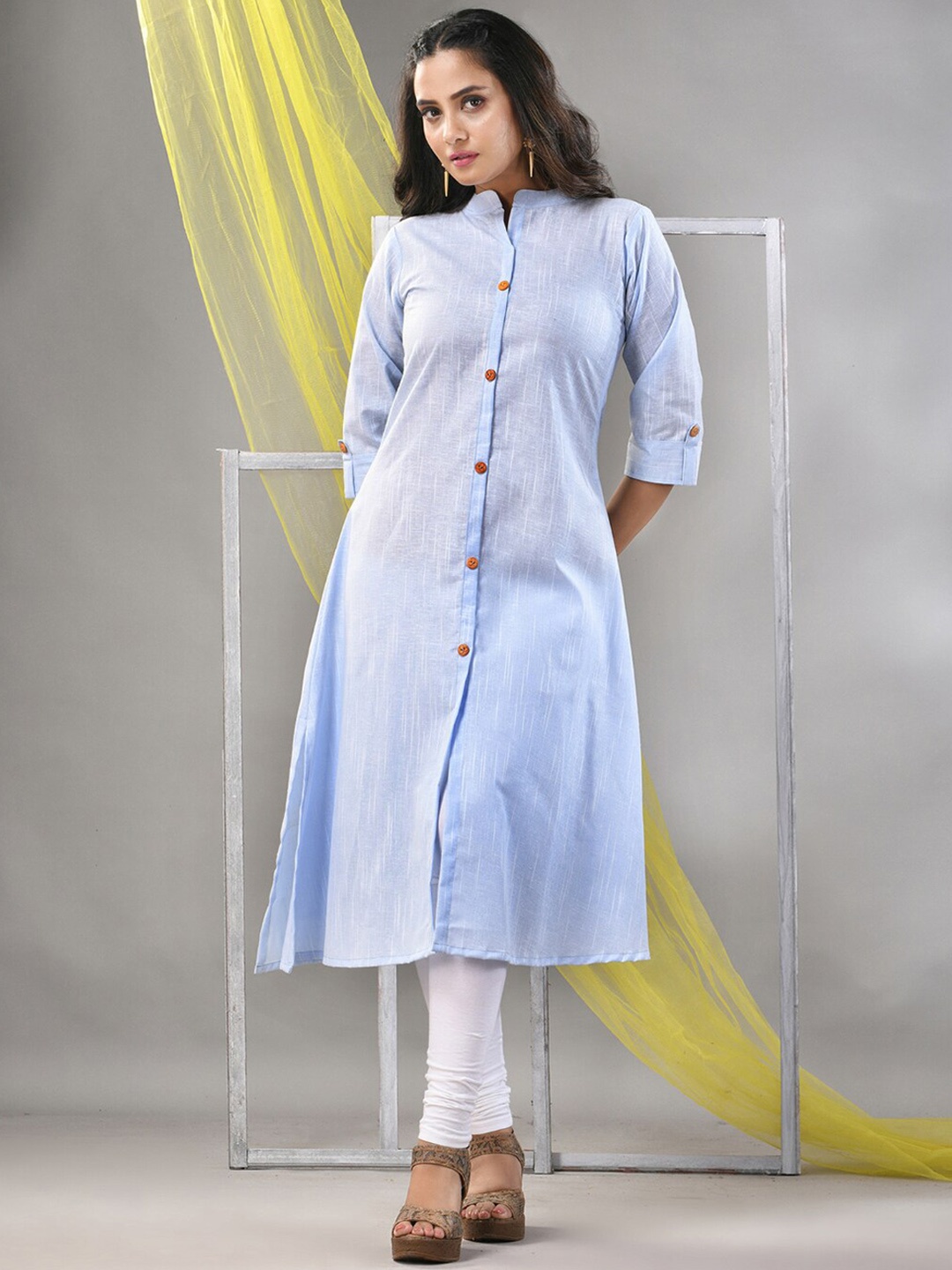 

Charukriti Plus Size Mandarin Collar Roll-Up Sleeves Cotton A-Line Kurta, Blue