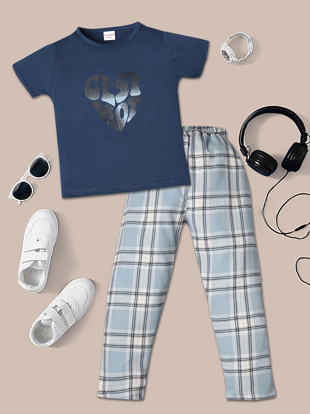 

RAINE AND JAINE Girls Graphic Printed Pure Cotton T-shirt & Pyjama, Blue