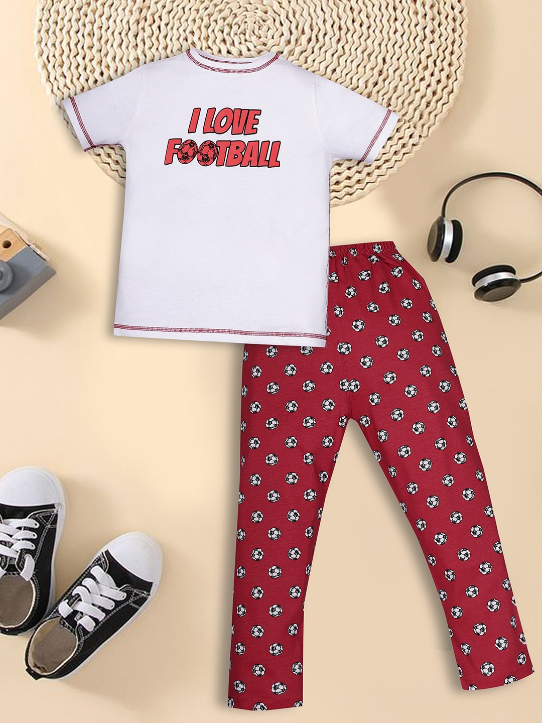 

RAINE AND JAINE Boys Typography Printed Pure Cotton T-shirt & Pyjama, White