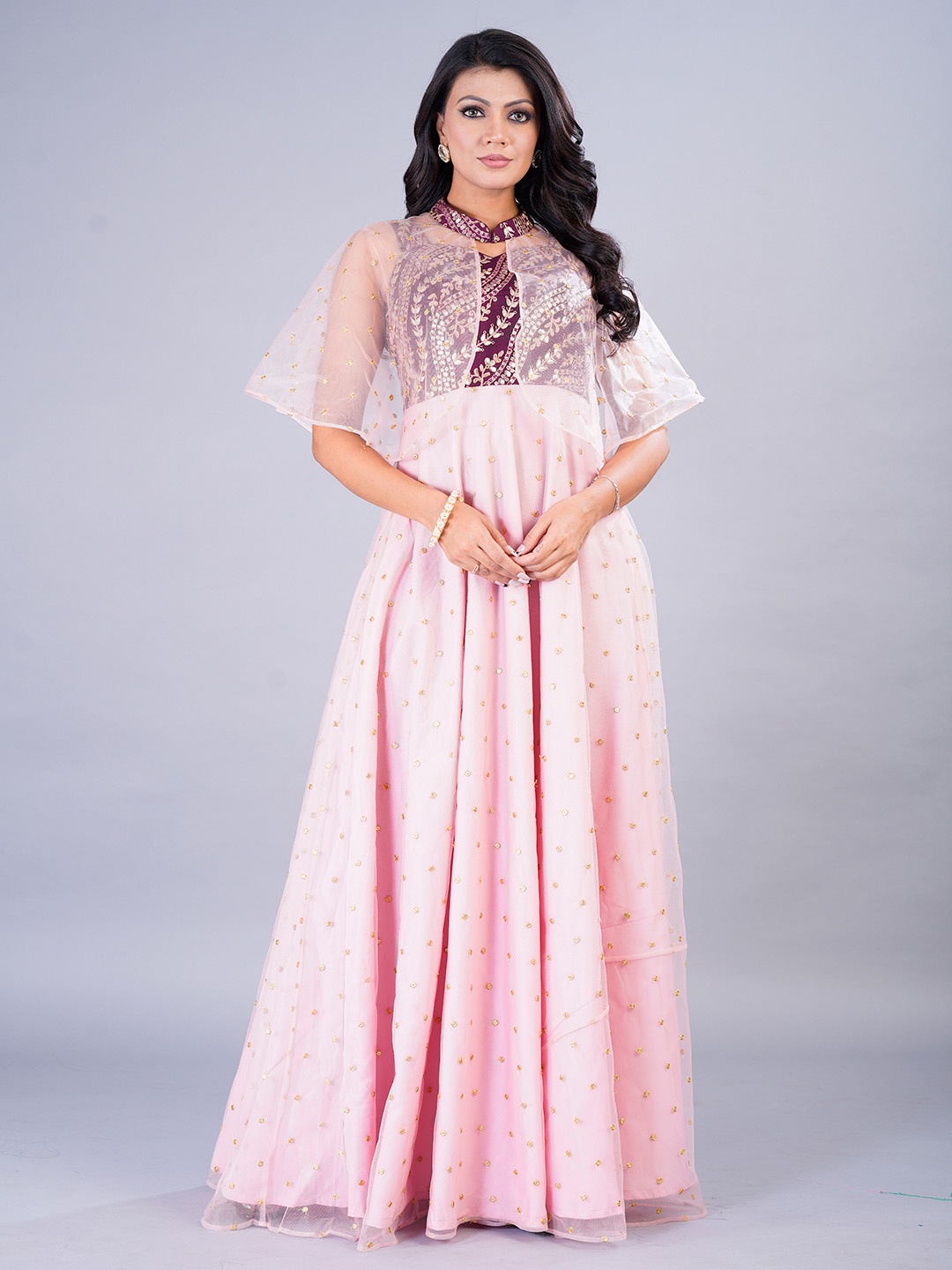 

Ethnovog Embellished Maxi Dress With Cape, Peach