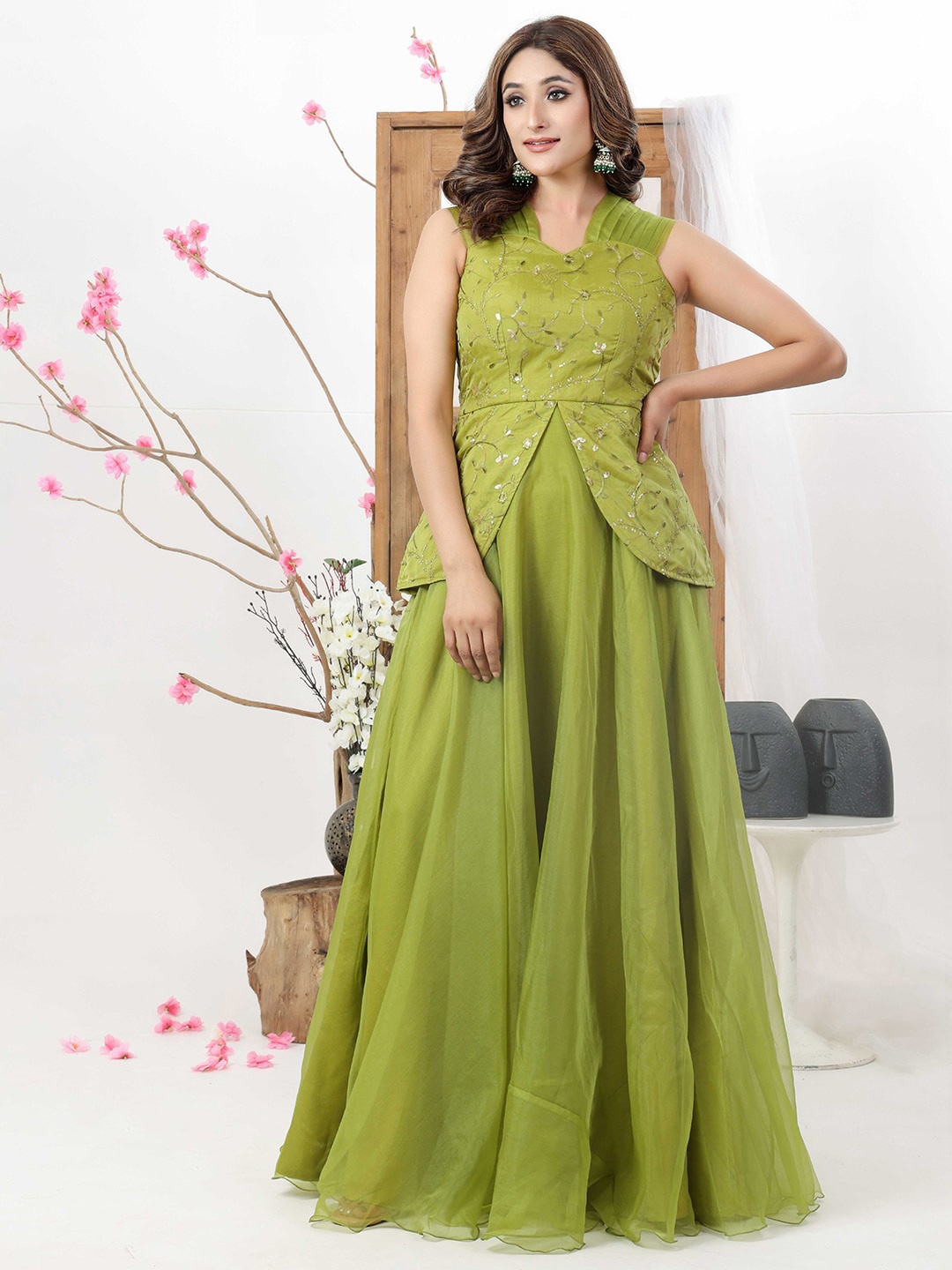 

Ethnovog Self Design V-Neck Organza Crepe Maxi Dress, Green