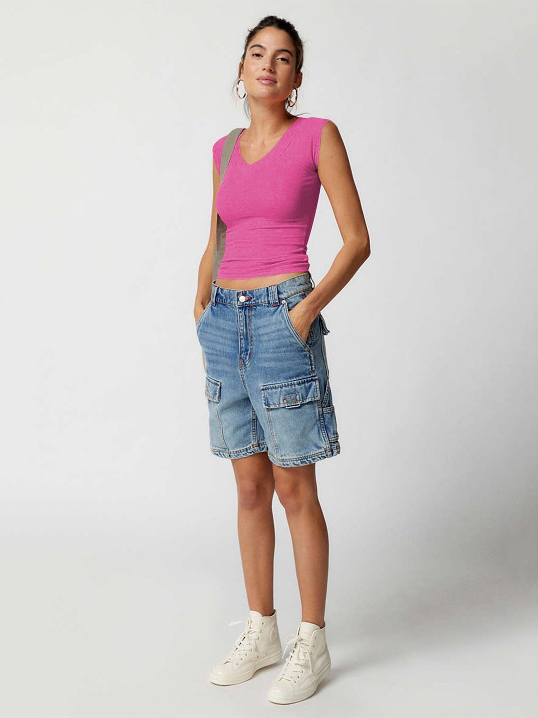 

LULU & SKY V-Neck Cap Sleeves Fitted Top, Rose
