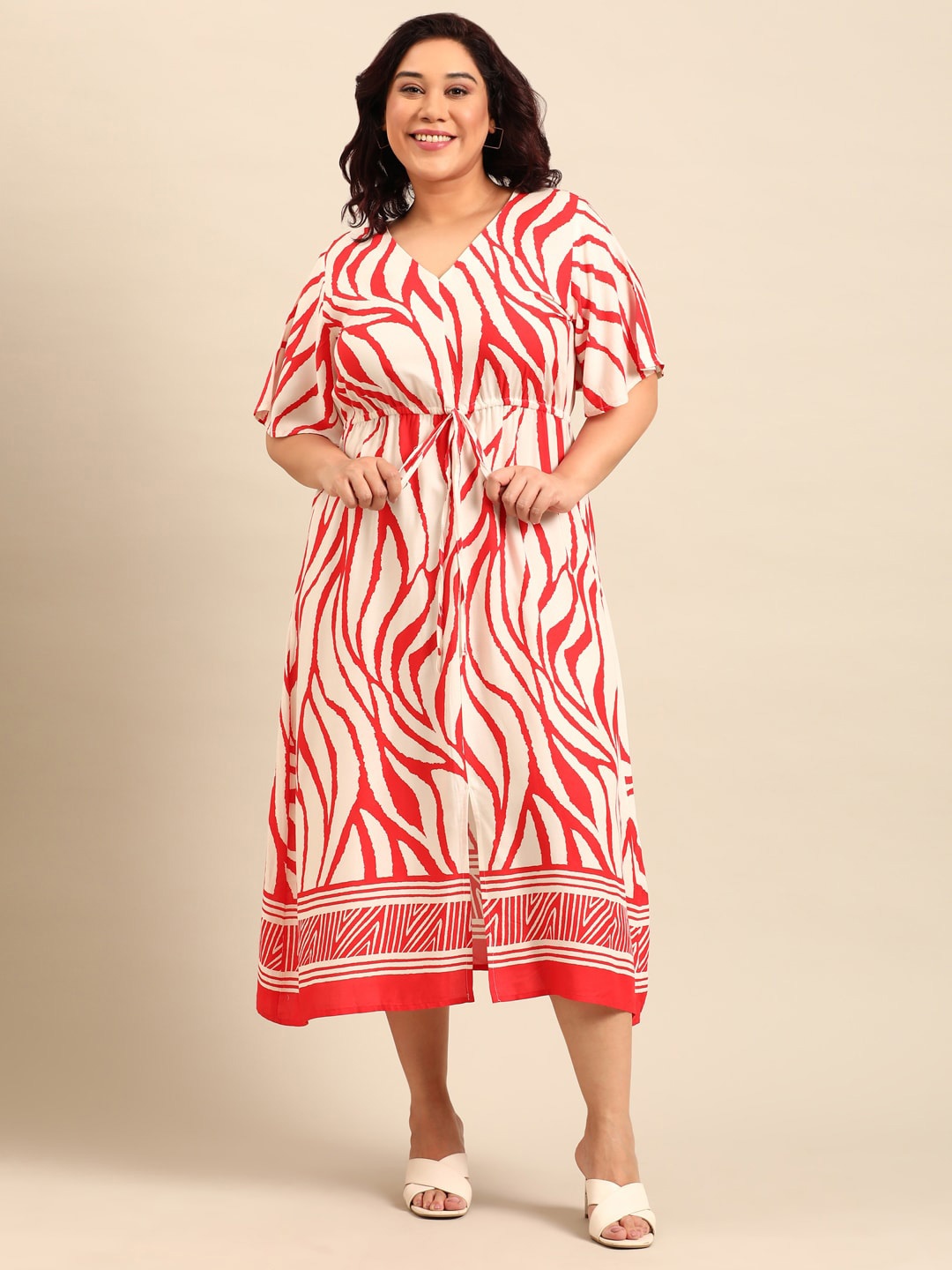 

The Pink Moon Printed Kaftan Midi Plus Size Dress, White