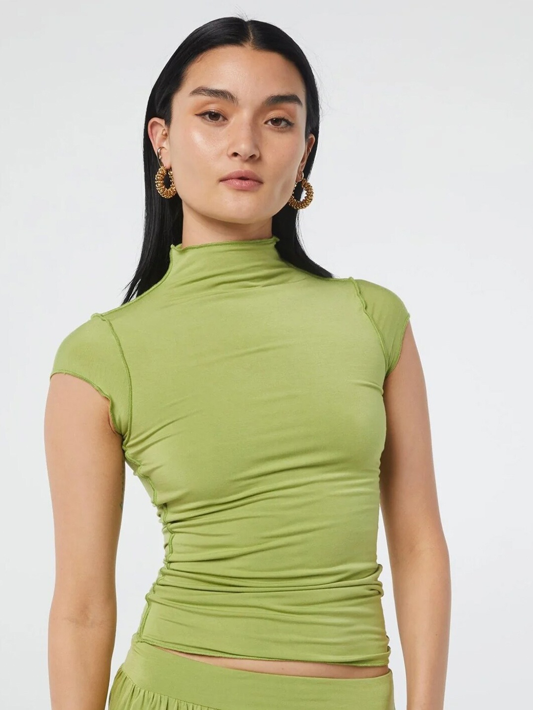 

LULU & SKY High Neck Cap Sleeves Fitted Top, Green