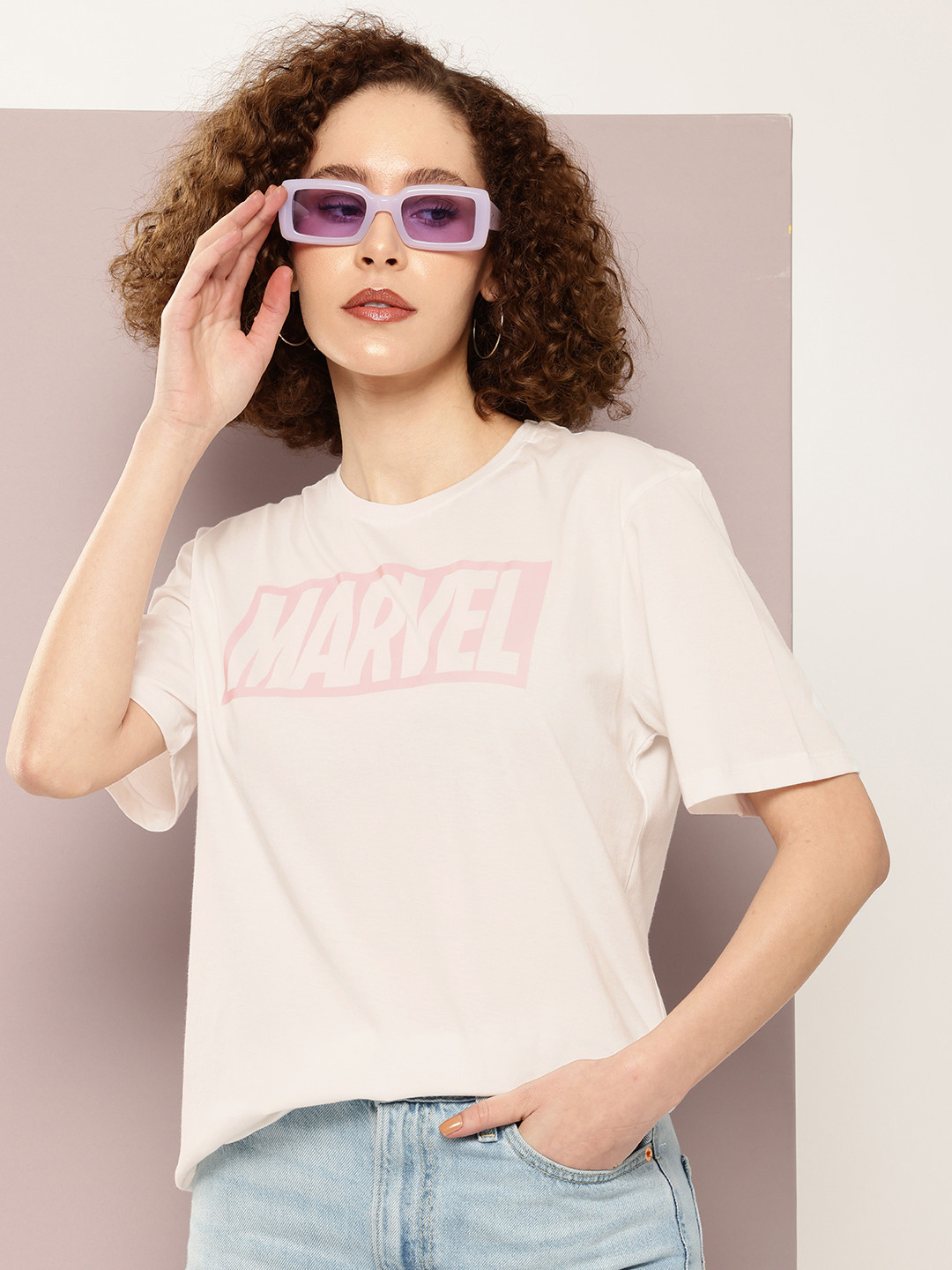 

Kook N Keech Marvel Brand Logo Print Pure Cotton T-shirt, Off white