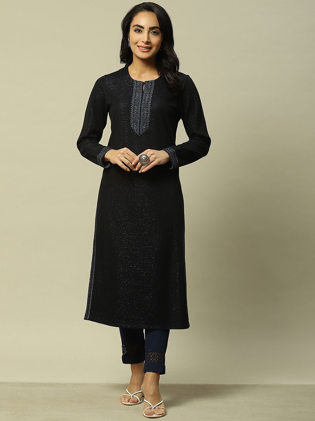 

Rangriti Embellished Thread Work Straight Kurta, Black