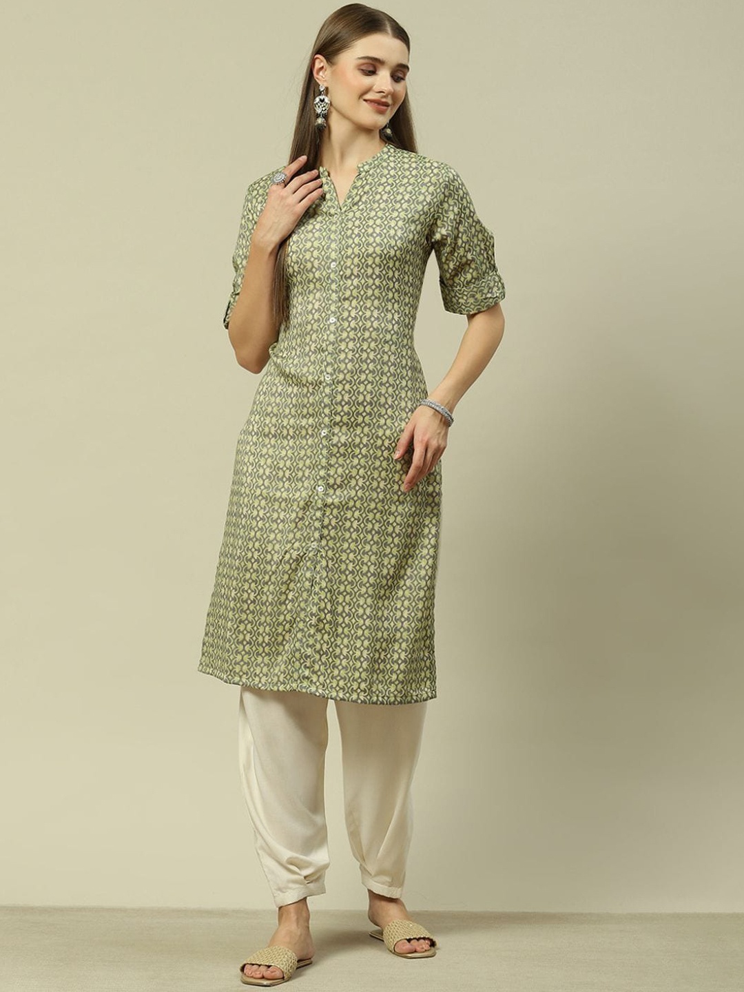 

Rangriti Geometric Woven Design Kurta, Green