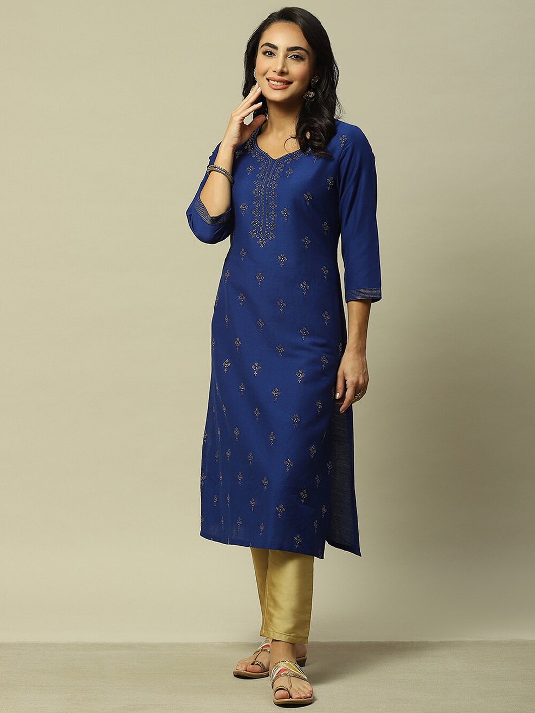 

Rangriti Ethnic Motifs Printed Strigth Kurta, Blue