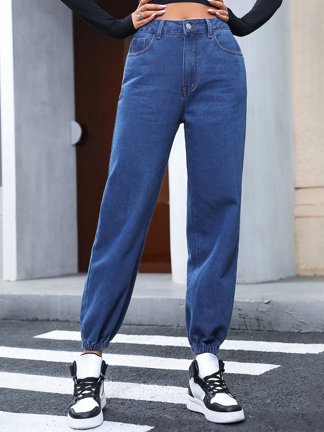 

Stylecast X Kotty Women Jogger High-Rise Stretchable Jeans, Blue