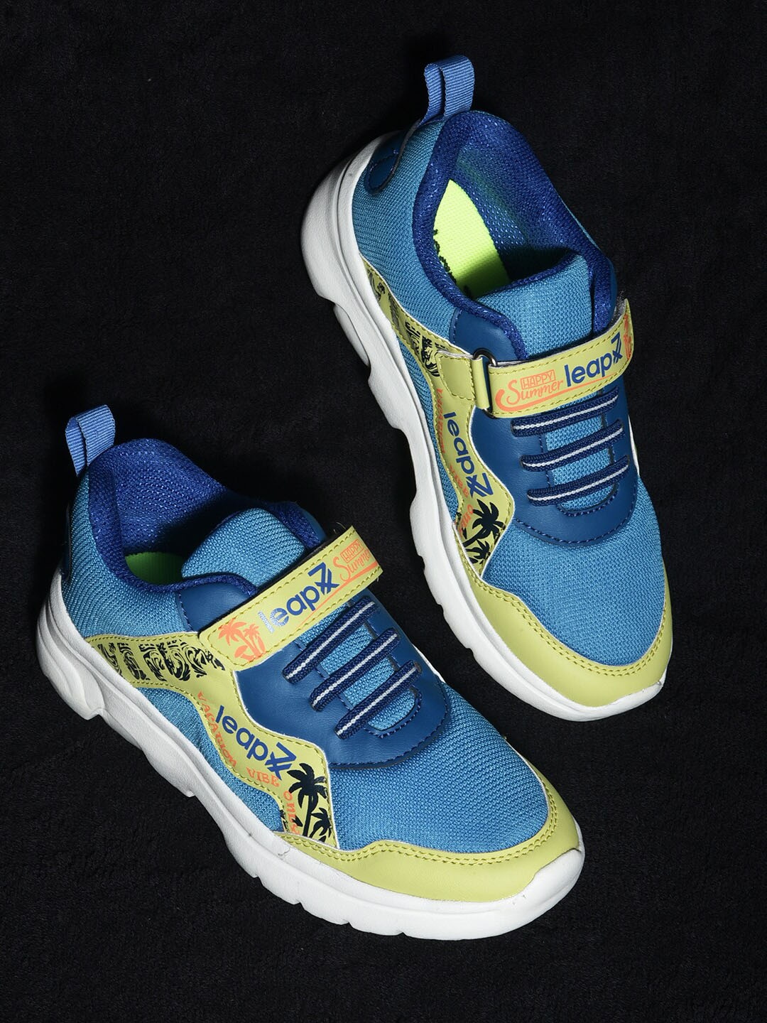 

Liberty Kids Textured Running Shoes, Blue