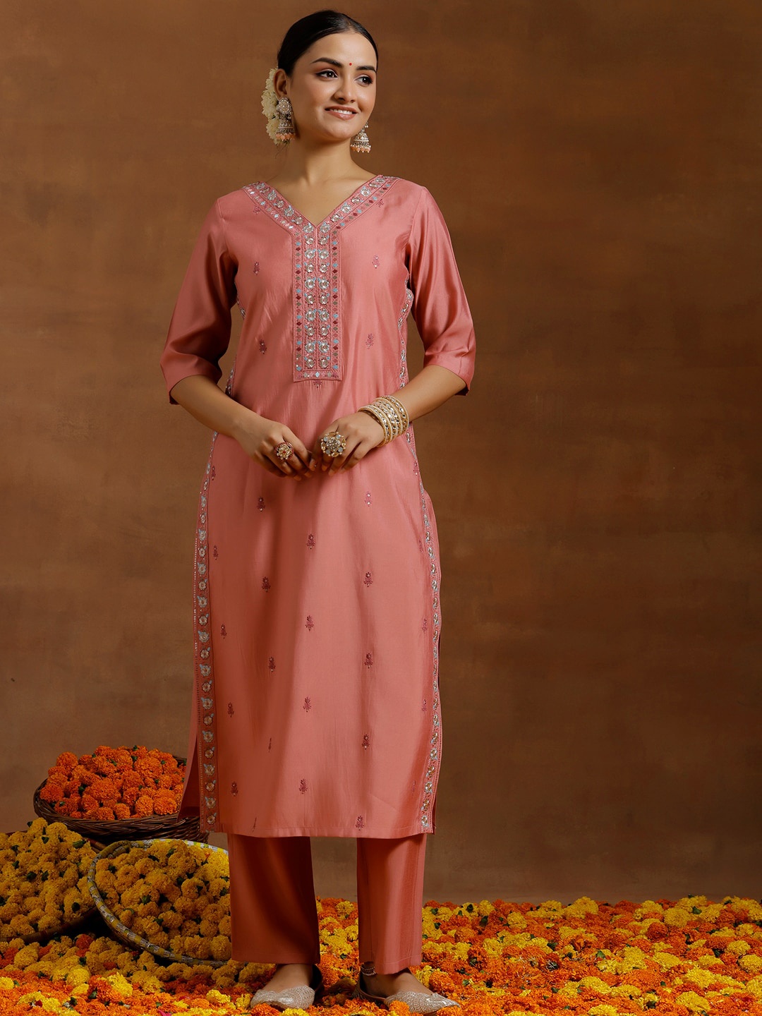 

Libas Ethnic Motifs Floral Embroidered Straight Kurta with Trousers, Peach