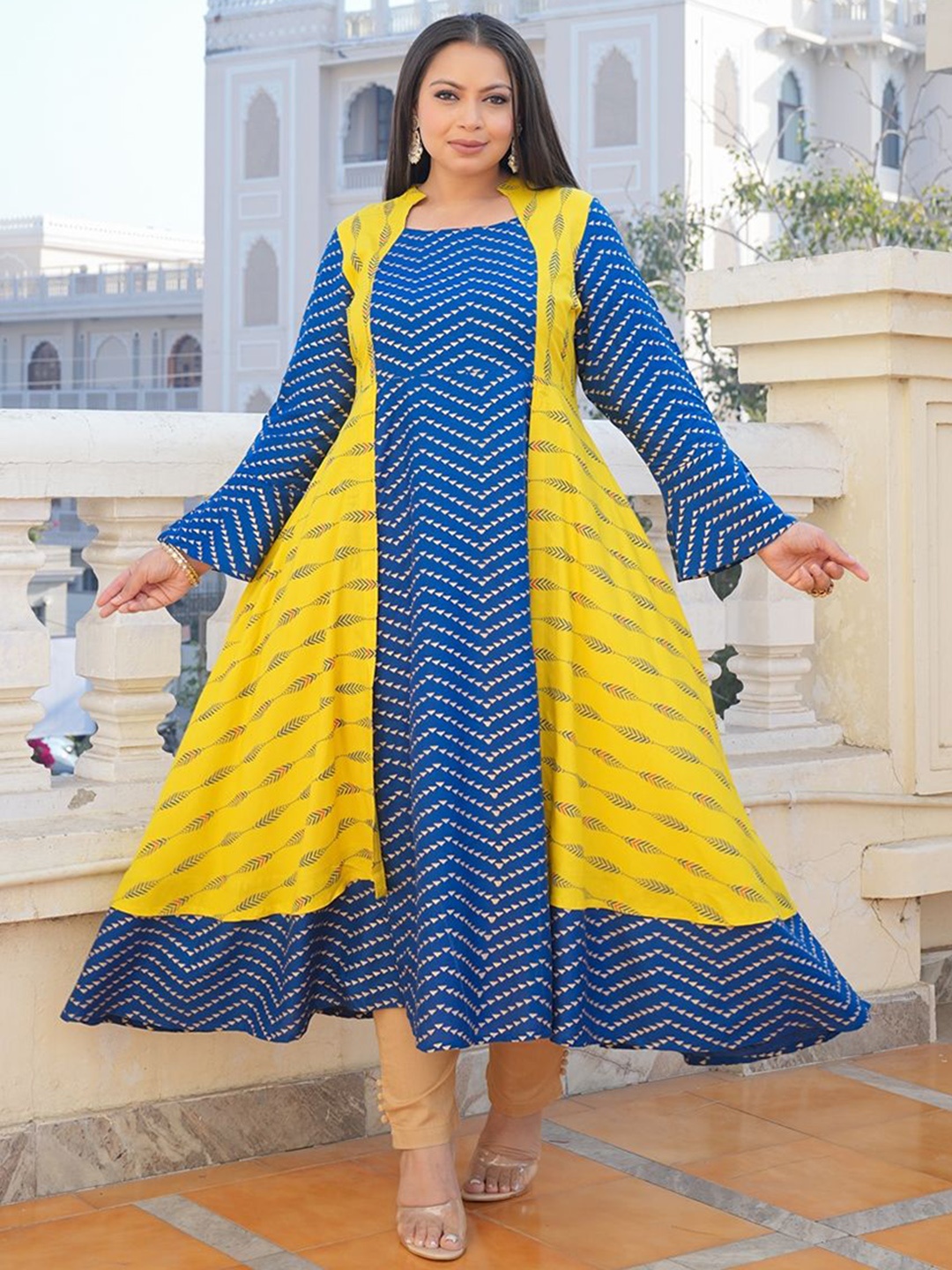 

KALINI Geometric Printed Plus Size Anarkali Kurta, Blue