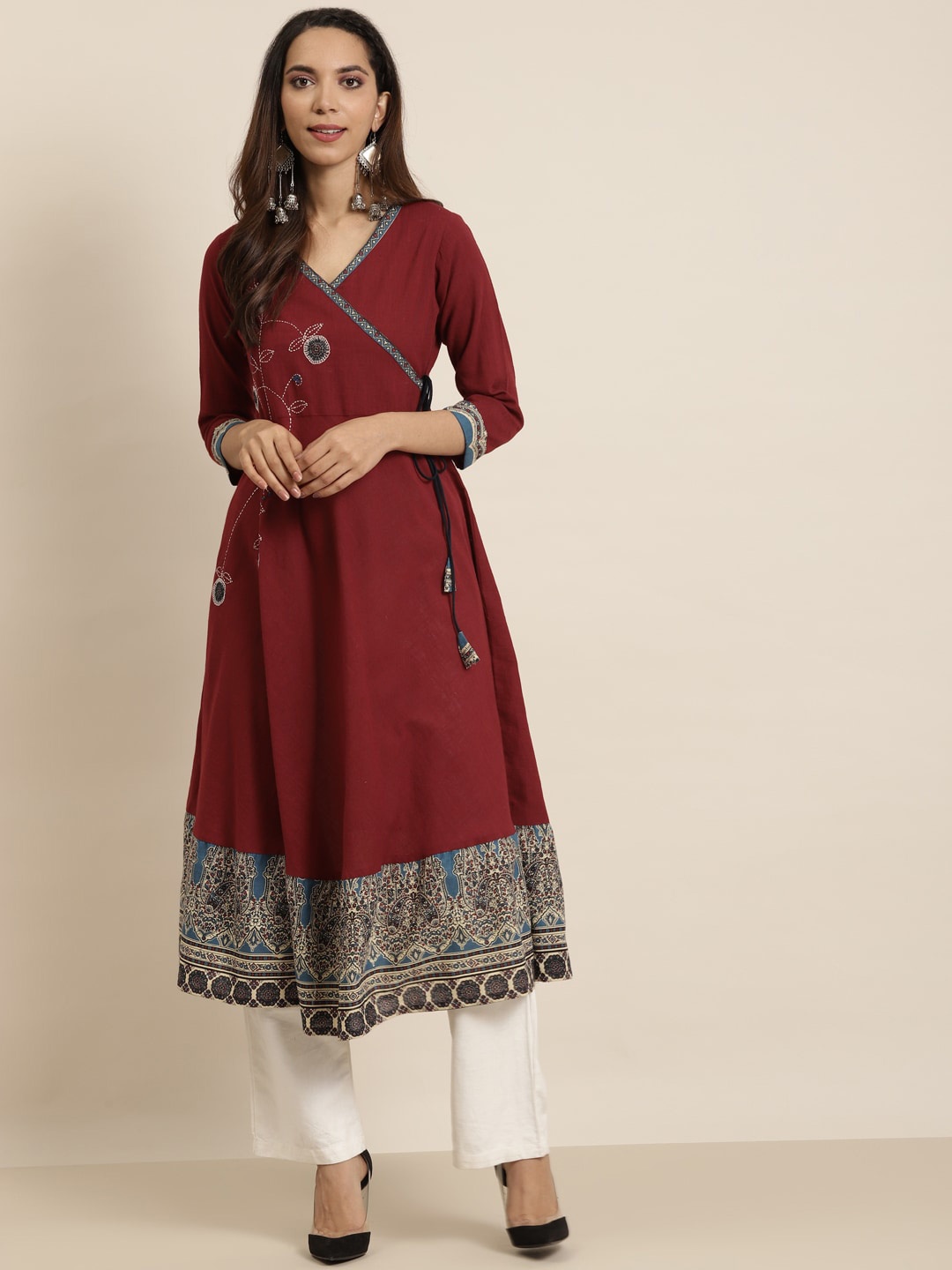 

KALINI Women Paisley Embellished Mirror Work Anarkali Kurta, Maroon