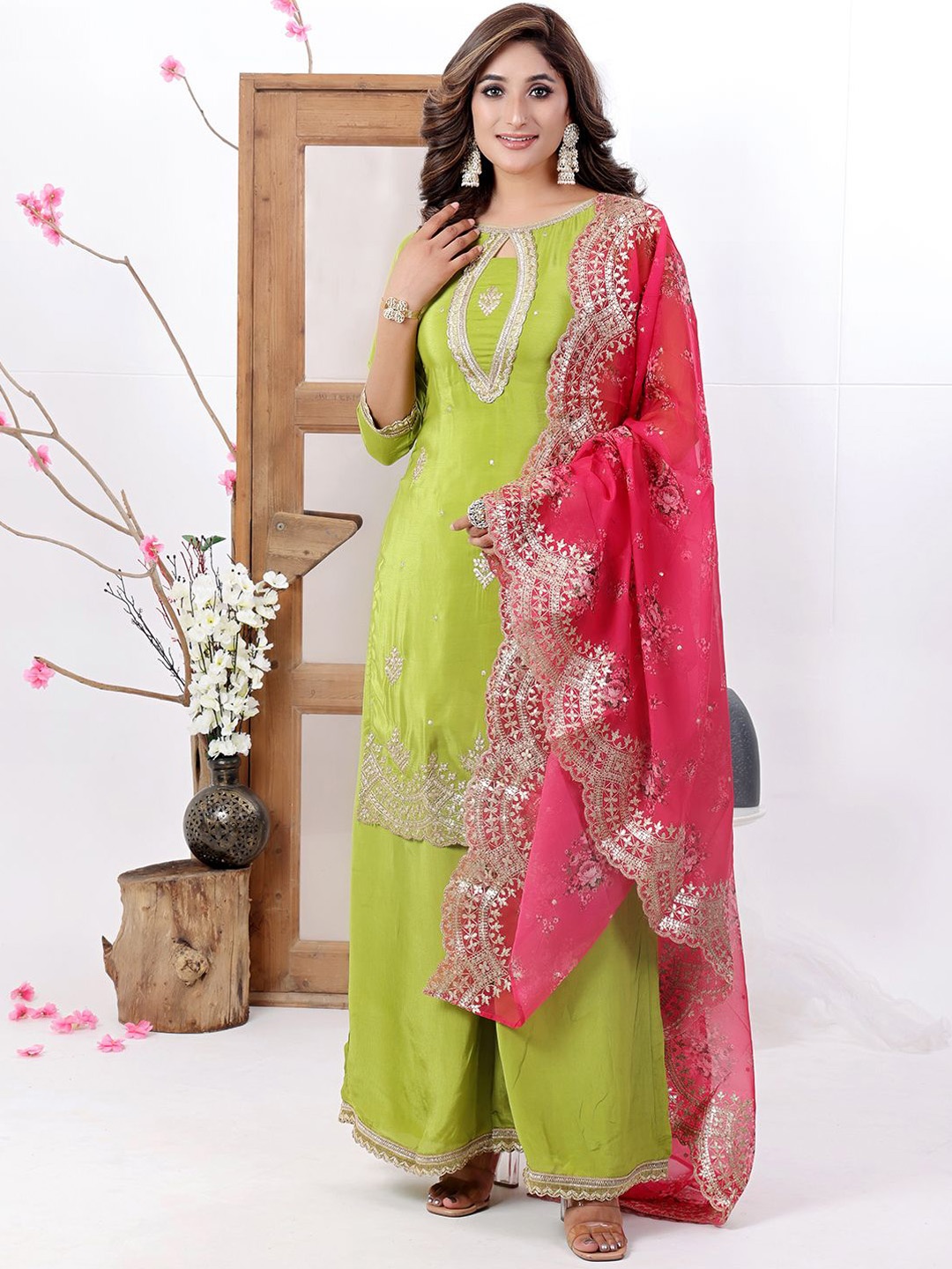 

Ethnovog Floral Embroidered Keyhole Neck Thread Work Straight Kurta with Sharara & Dupatta, Green