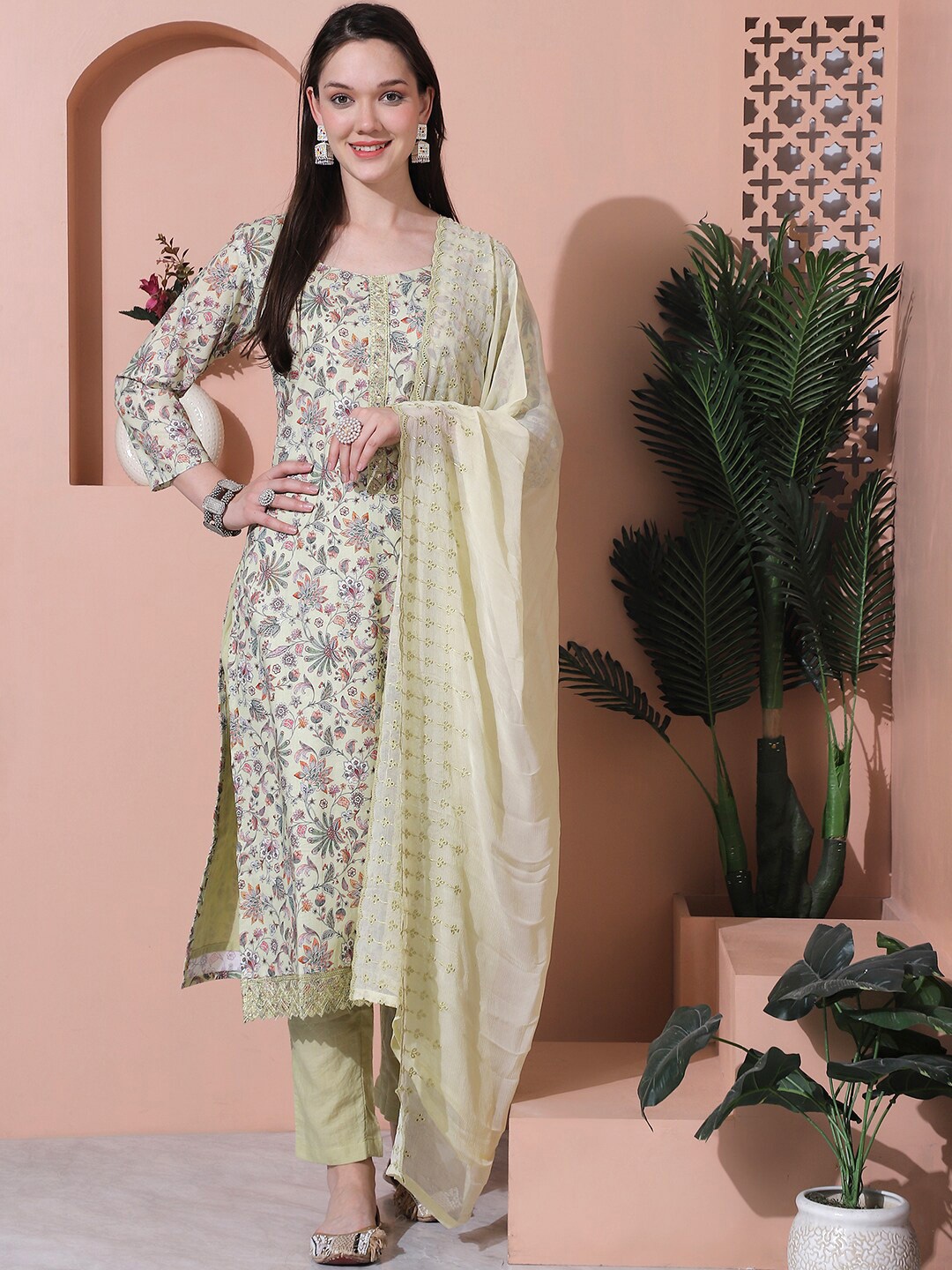 

Stylee LIFESTYLE Printed Pure Cotton Unstitched Dress Material, Green