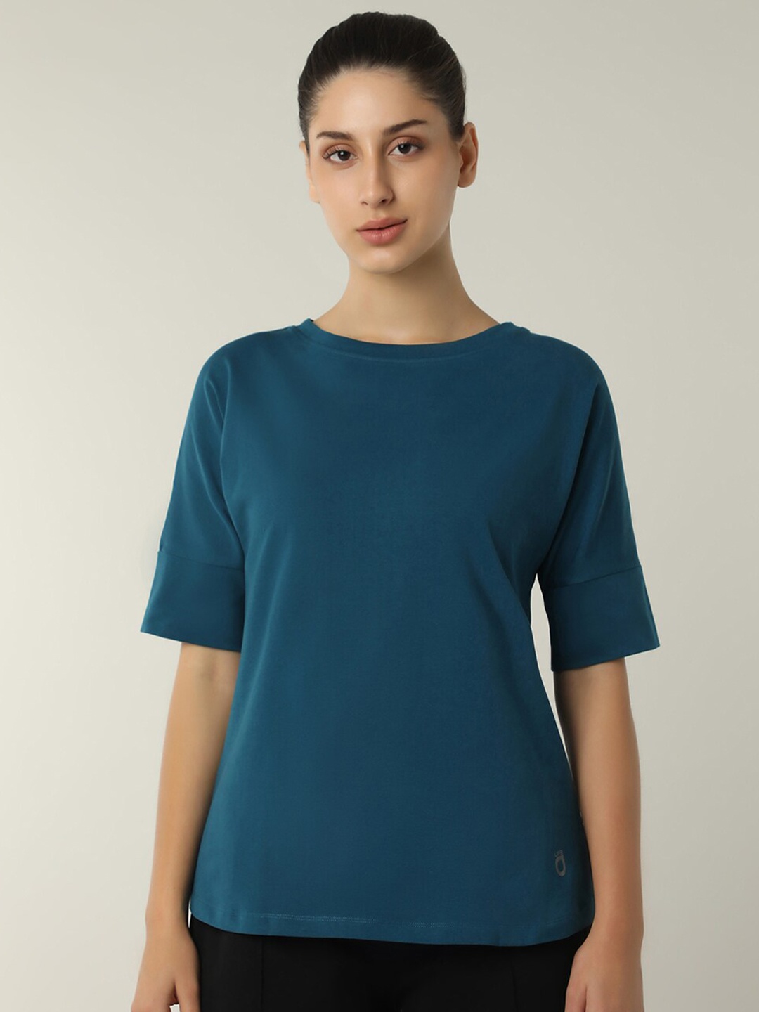 

Amante Round Neck Drop-Shoulder Sleeves Cotton T-shirt, Blue