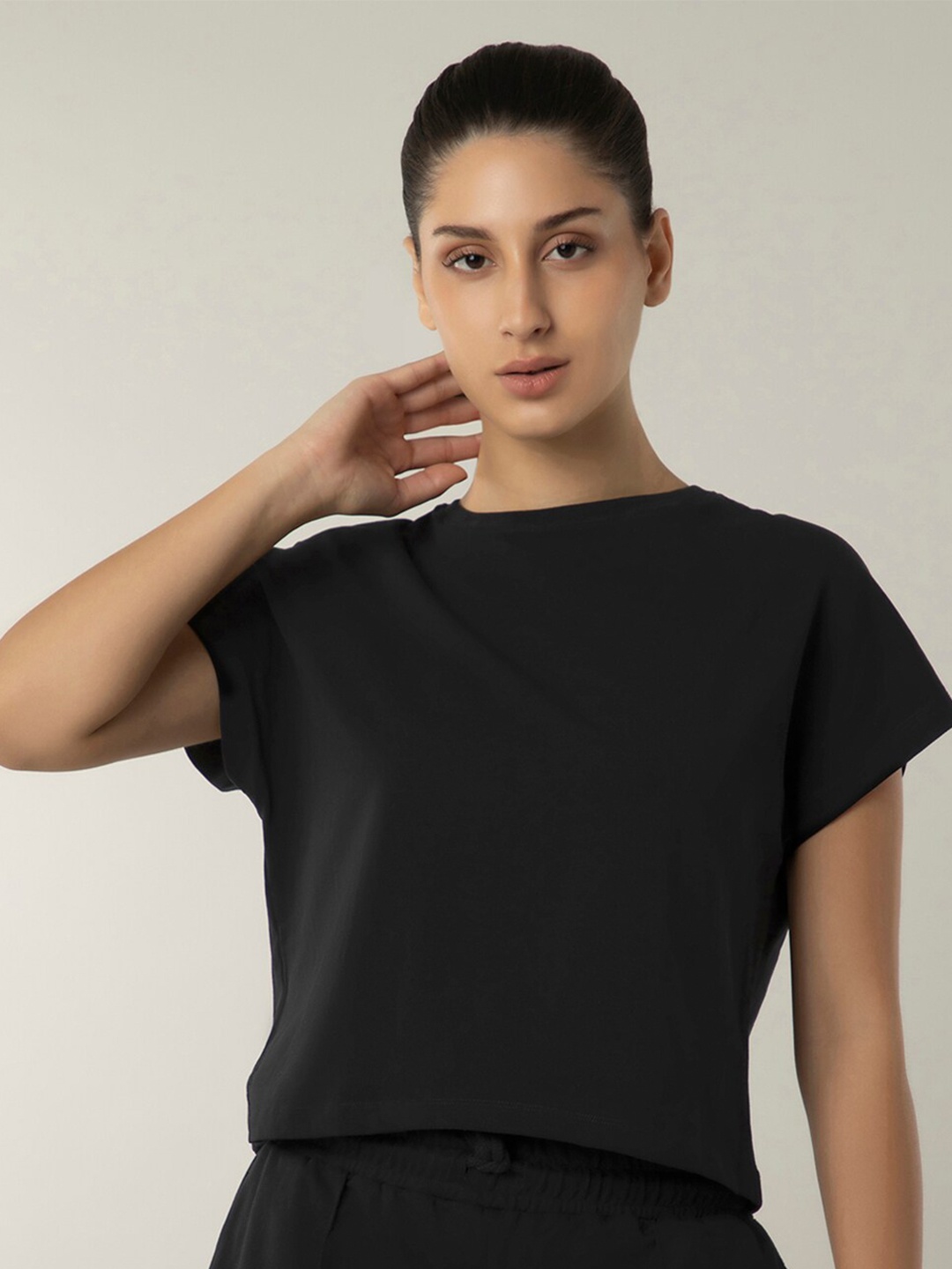 

Amante Round Neck Extended Sleeves Bio-Washed Relaxed Fit Crop T-shirt, Black