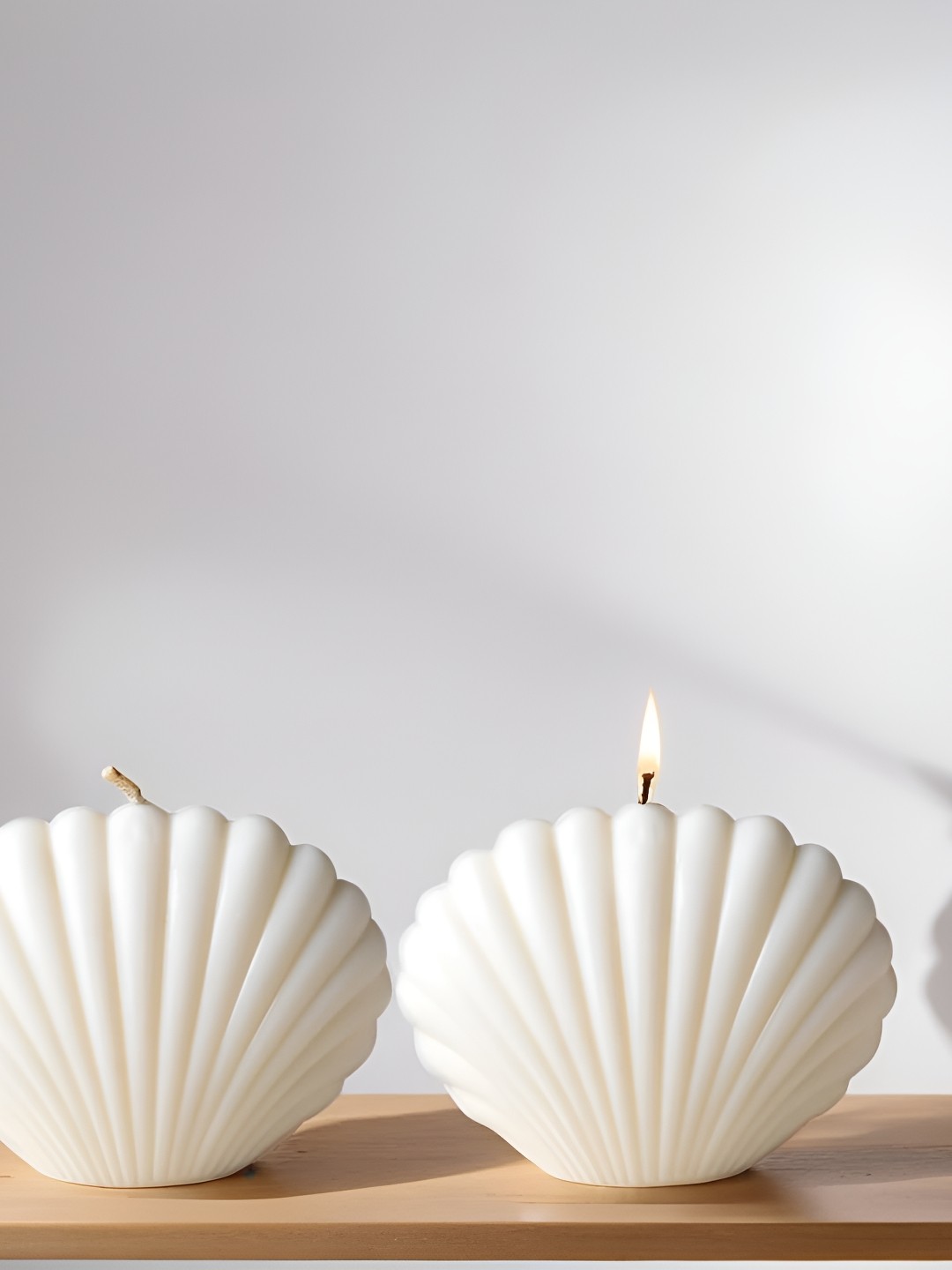 

atorakushon Off White 2 Pieces Shell Soy Wax Vanilla Scented Pillar Candles
