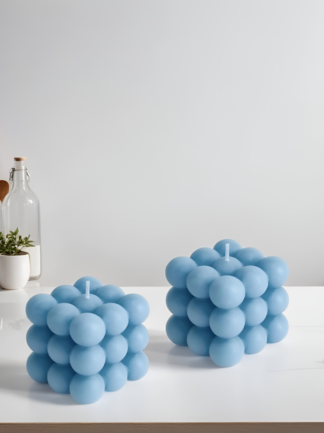 

atorakushon Blue 2 Pieces Bubble Soy Wax Vanilla Scented Pillar Candles