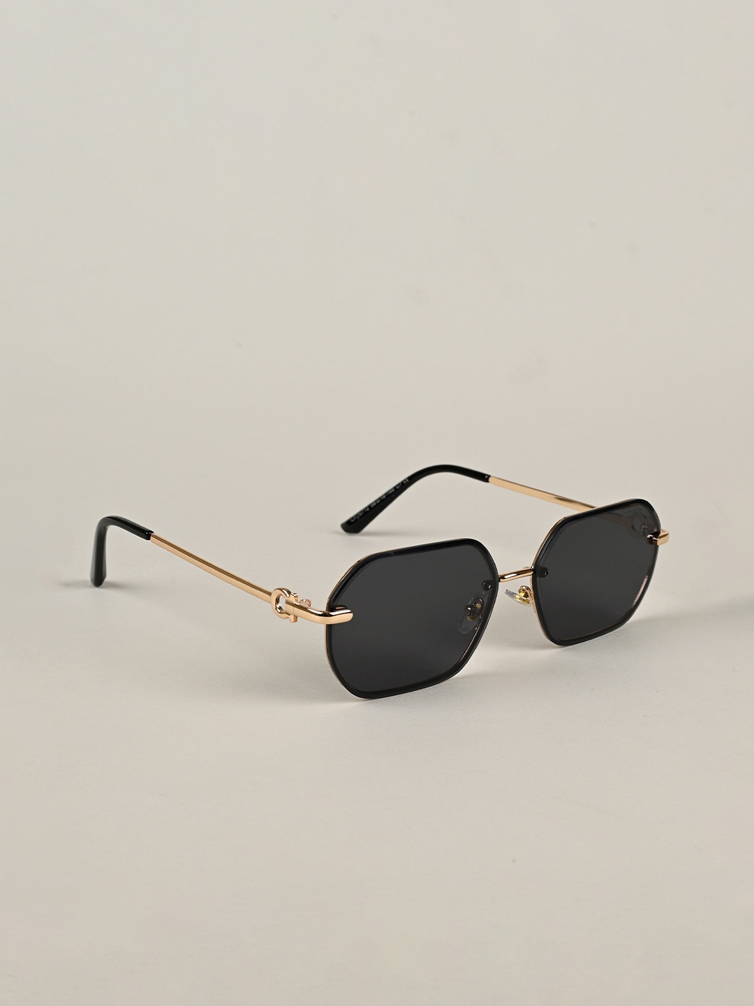 IDOR Unisex Square Sunglasses with UV Protected Lens IDOR-28712, Black