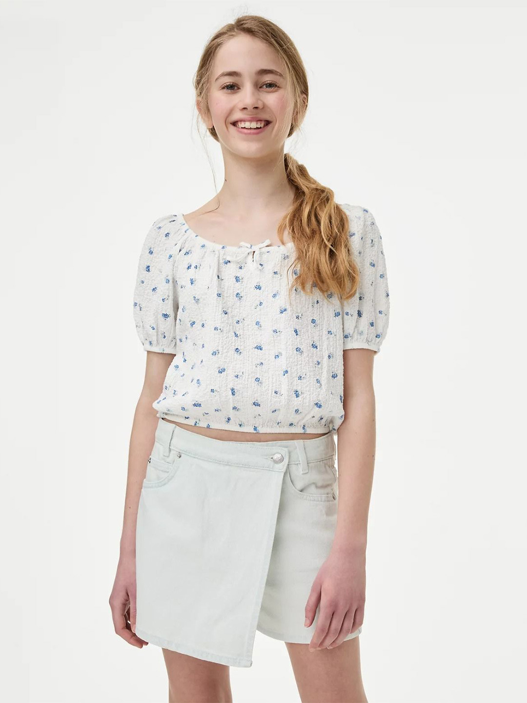 

Marks & Spencer Girls Floral Printed Tie-Up Neck Puff Sleeves Crop Top, Off white