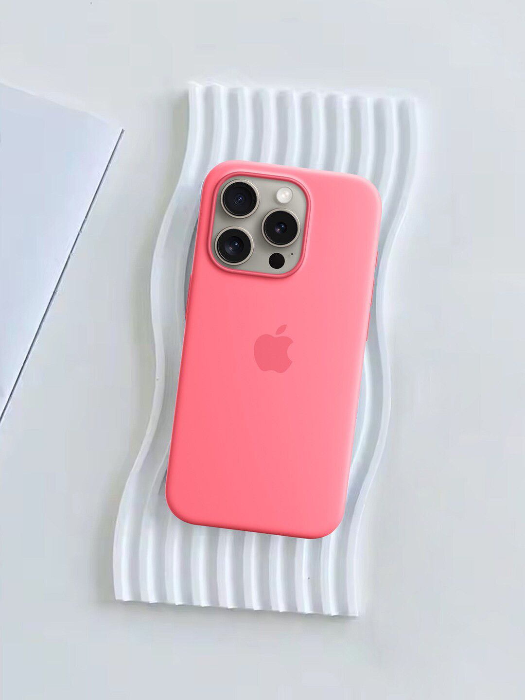 

TREEMODA Silicone iPhone 15 Pro Max Mobile Back Case, Pink