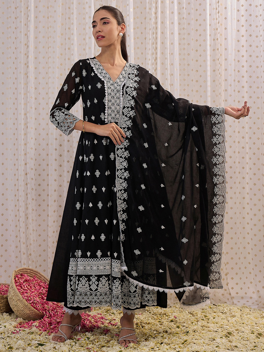 

Indo Era Floral Embroidered V-Neck Pure Cotton Straight Kurta with Trousers & Dupatta, Black