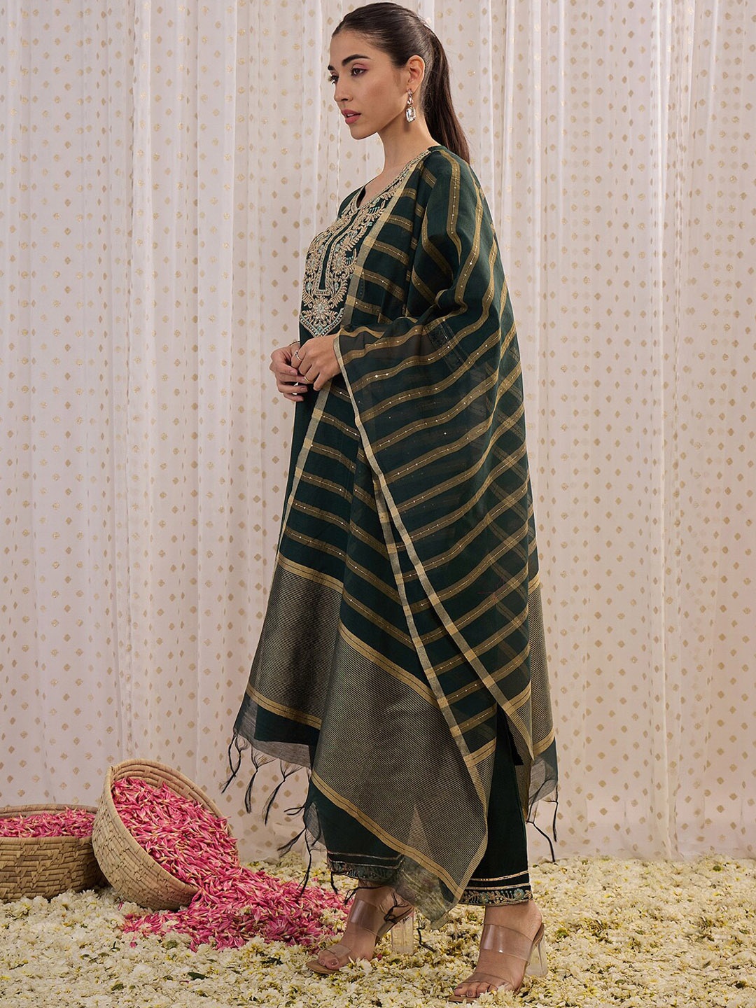 

Indo Era Floral Embroidered Round Neck Straight Kurta with Palazzos & Dupatta, Green