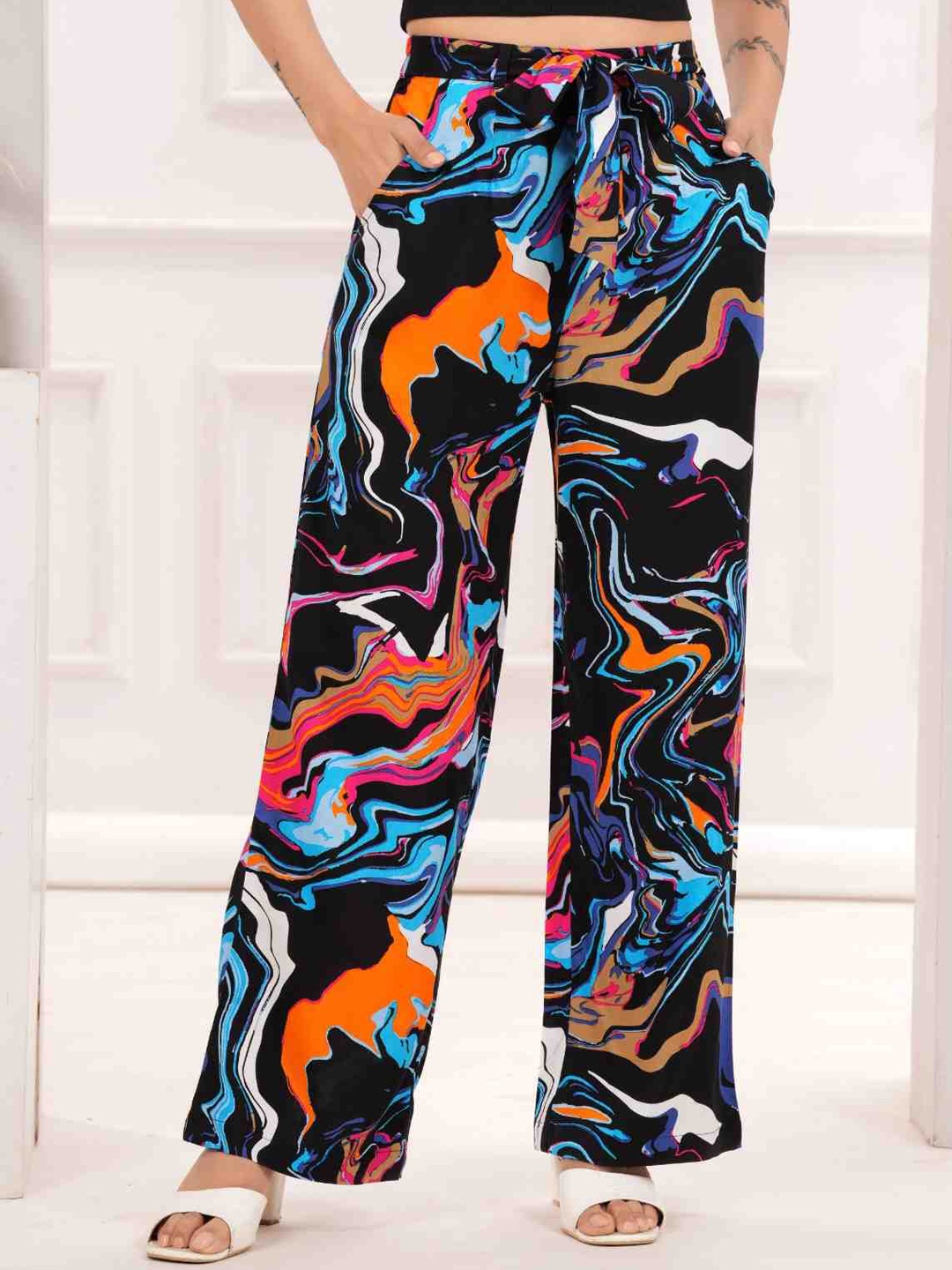 

ETC Printed Loose Fit Mid-Rise Trouser, Black