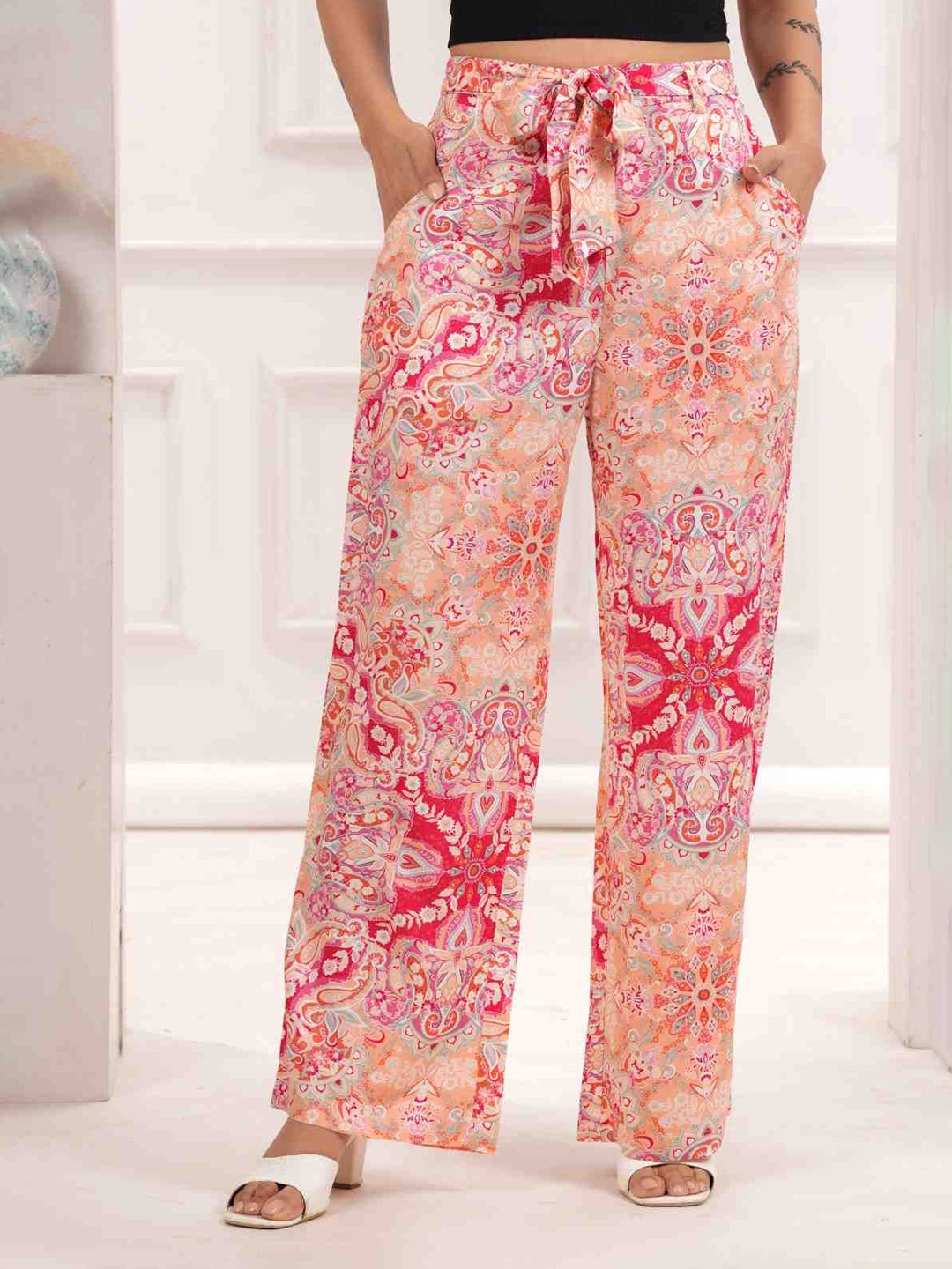 

ETC Women Abstract Printed Parallel Trousers, Pink