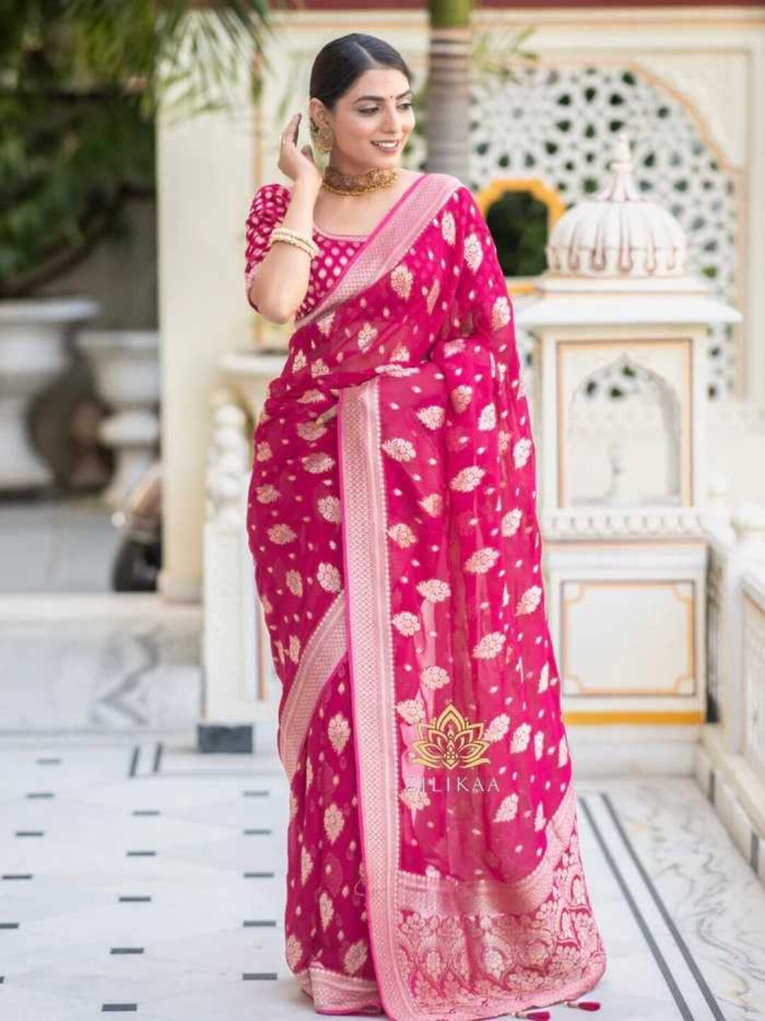 

HOLLYBEE TELLS Ethnic Motifs Zari Silk Blend Banarasi Saree, Pink