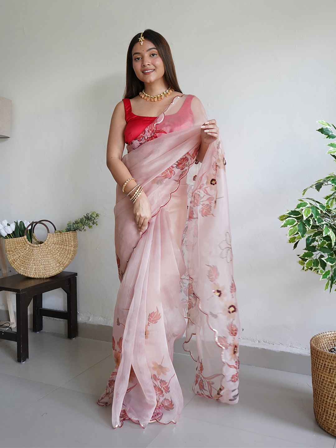 

SAREESBYCHIRAG Ethnic Motifs Embroidered Organza Saree, Pink