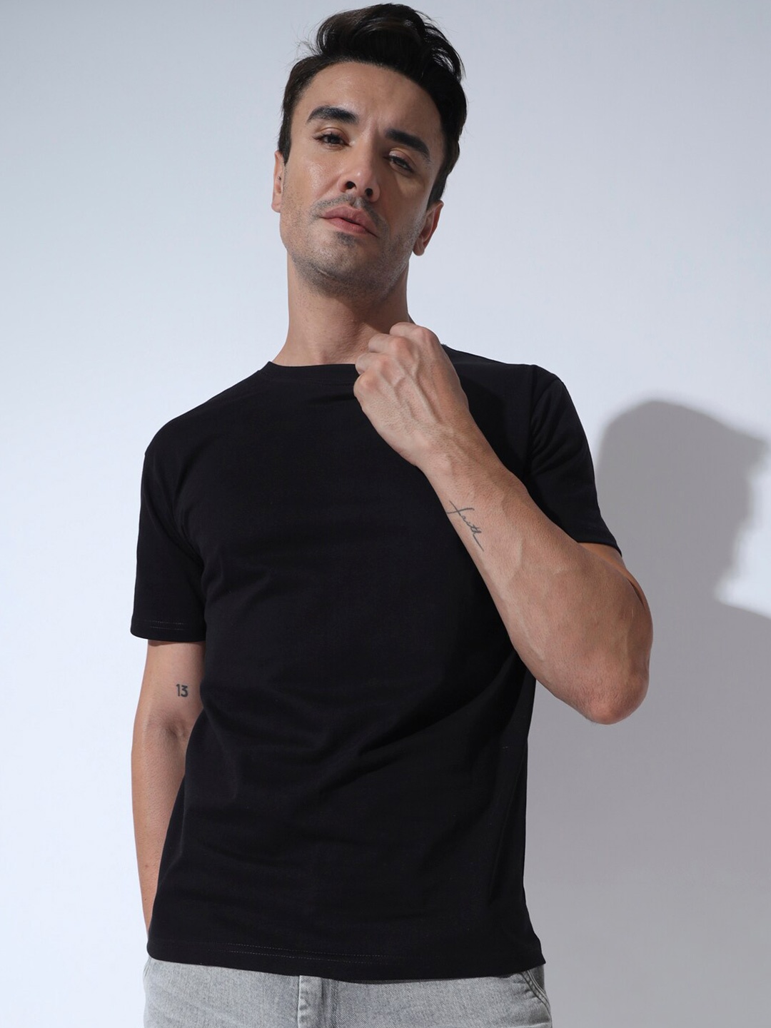 

RAMAESTRY Round Neck Cotton T-shirt, Black