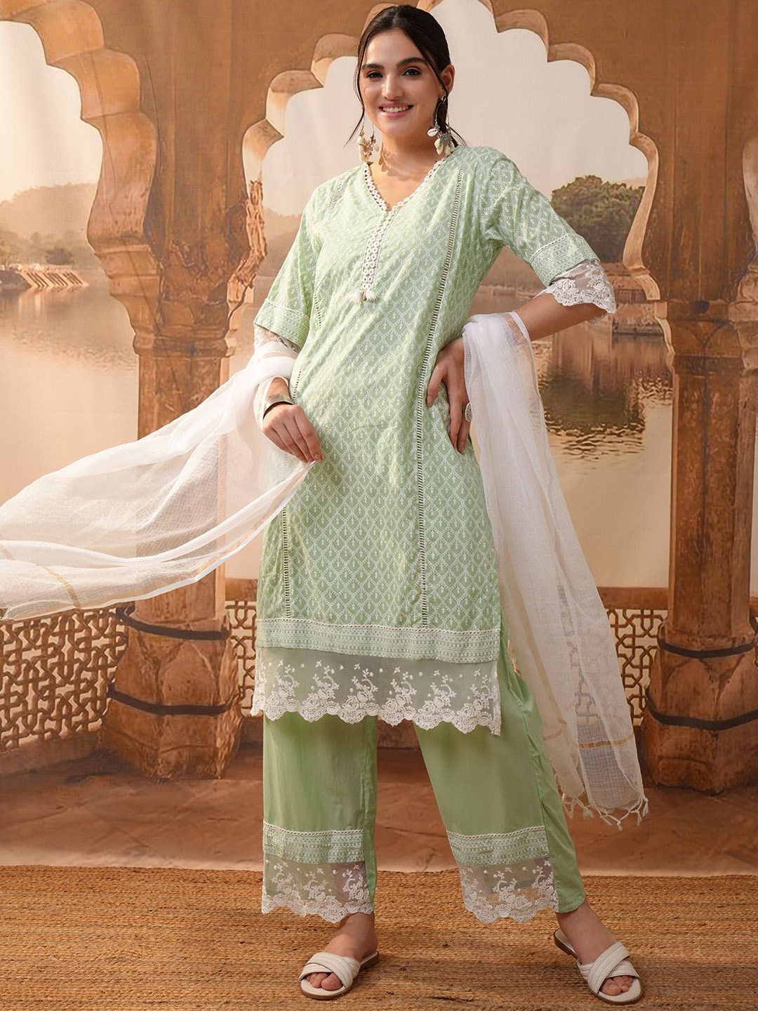 

Vishudh Green Embroidered Thread Work Pure Cotton Straight Kurta With Trousers & Dupatta