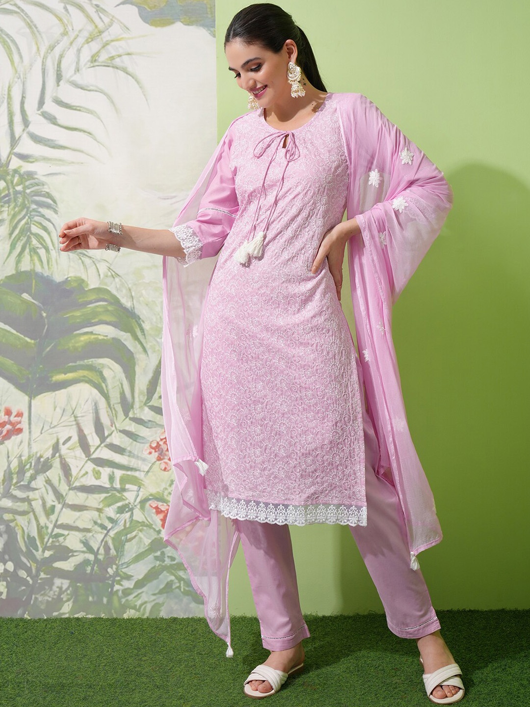 

Vishudh Ethnic Motifs Embroidered Thread Work Pure Cotton Kurta with Trousers & Dupatta, Pink