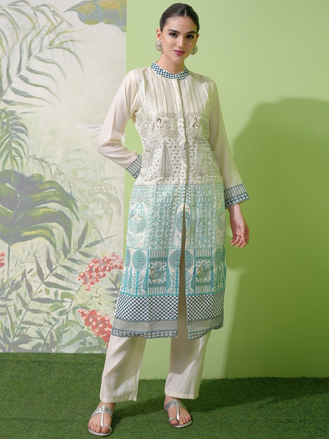 

Vishudh Cream Floral Embroidered Mandarin Collar Thread Work Straight Kurta With Trousers