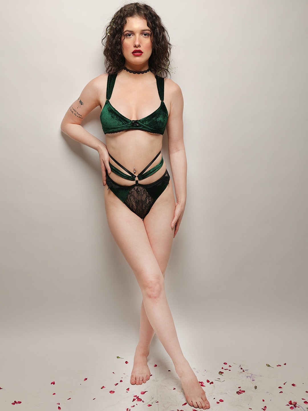 

ELTIRE Laced Lingerie Set, Green
