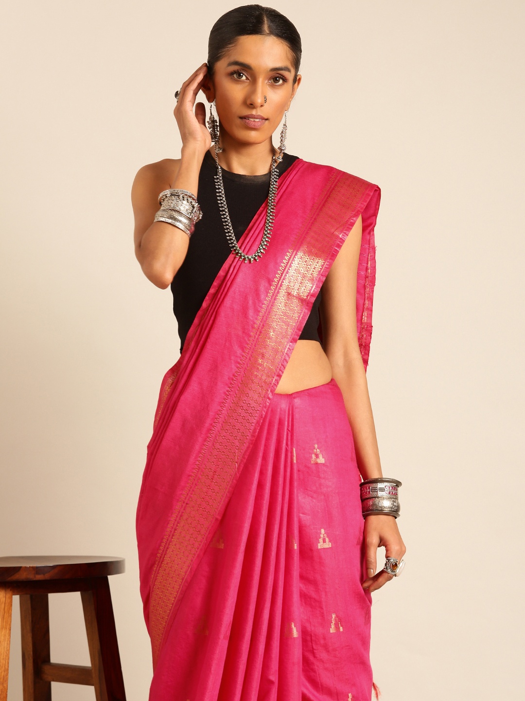 

Taavi Woven Design Handloom Bhagalpuri Saree, Pink