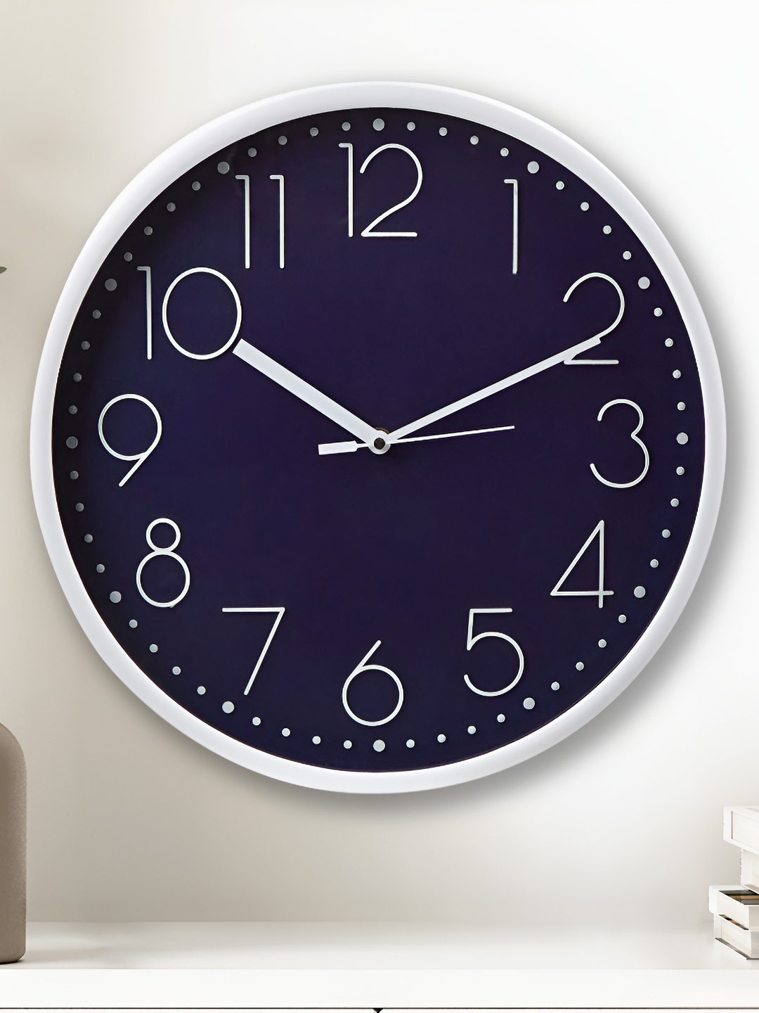 

Home Centre Blue & White Contemporary Round Shaped Wall Clock