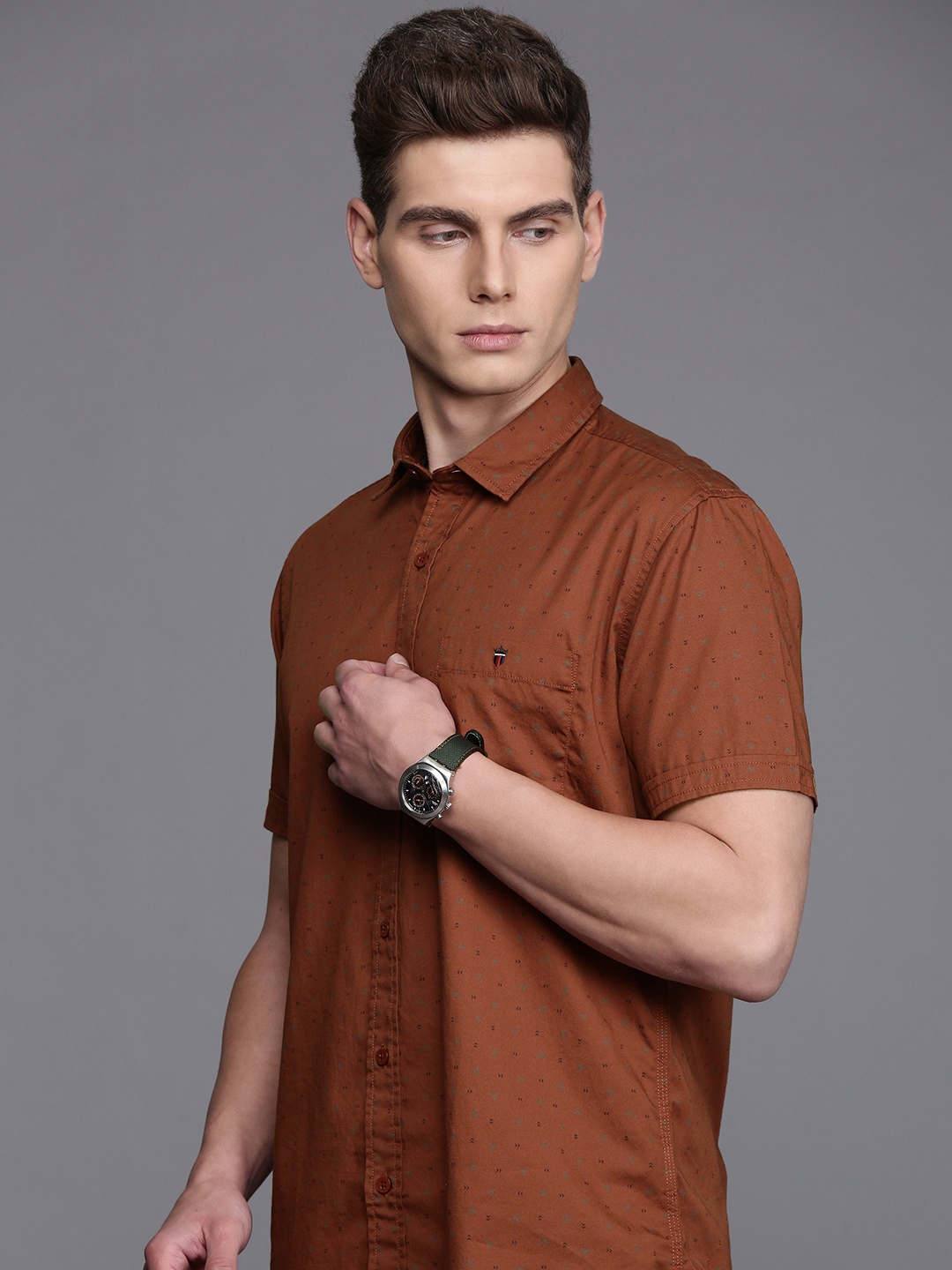 

Louis Philippe Jeans Slim Fit Opaque Printed Pure Cotton Casual Shirt, Rust