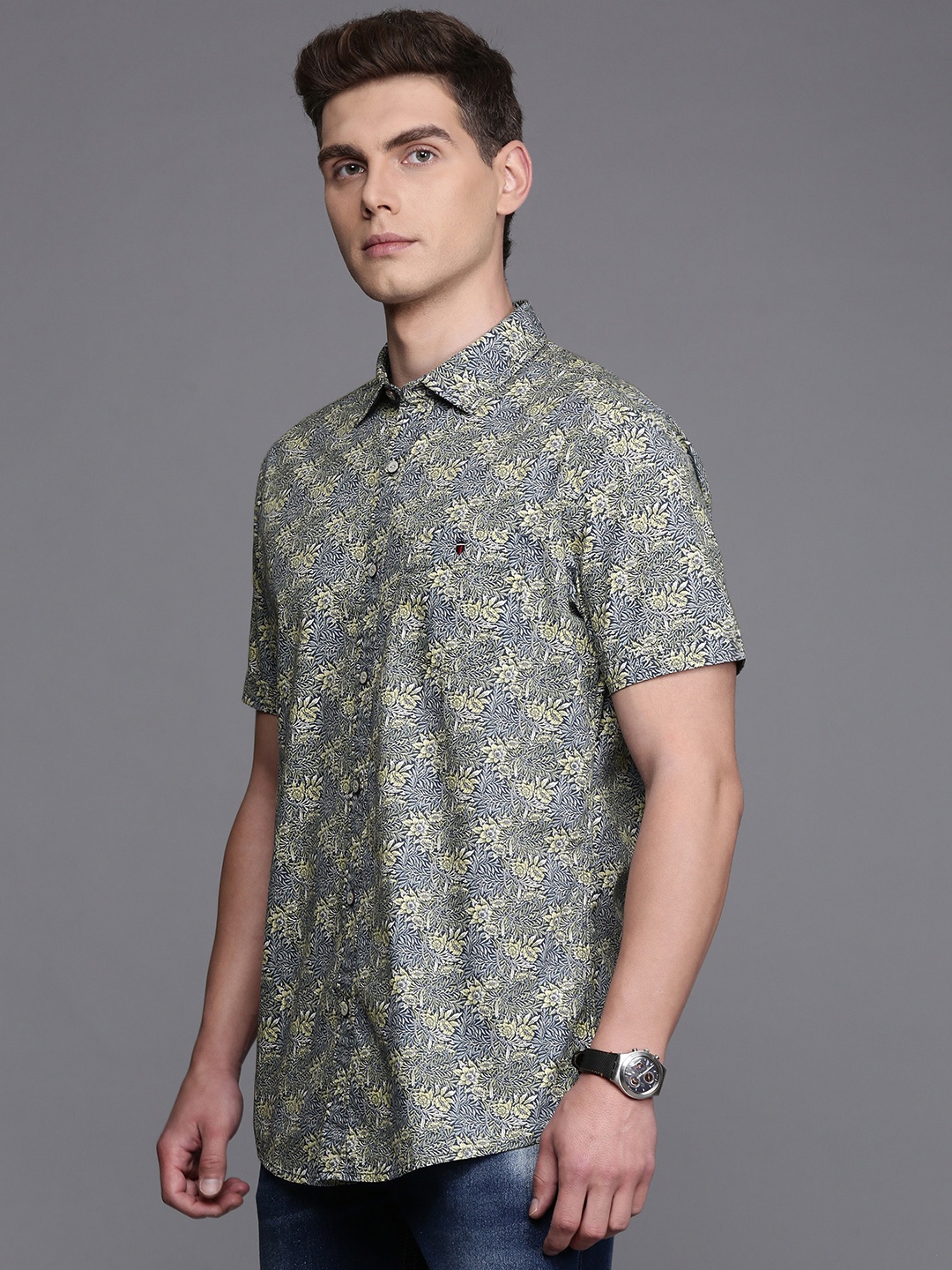

Louis Philippe Jeans Slim Fit Floral Printed Pure Cotton Casual Shirt, Blue