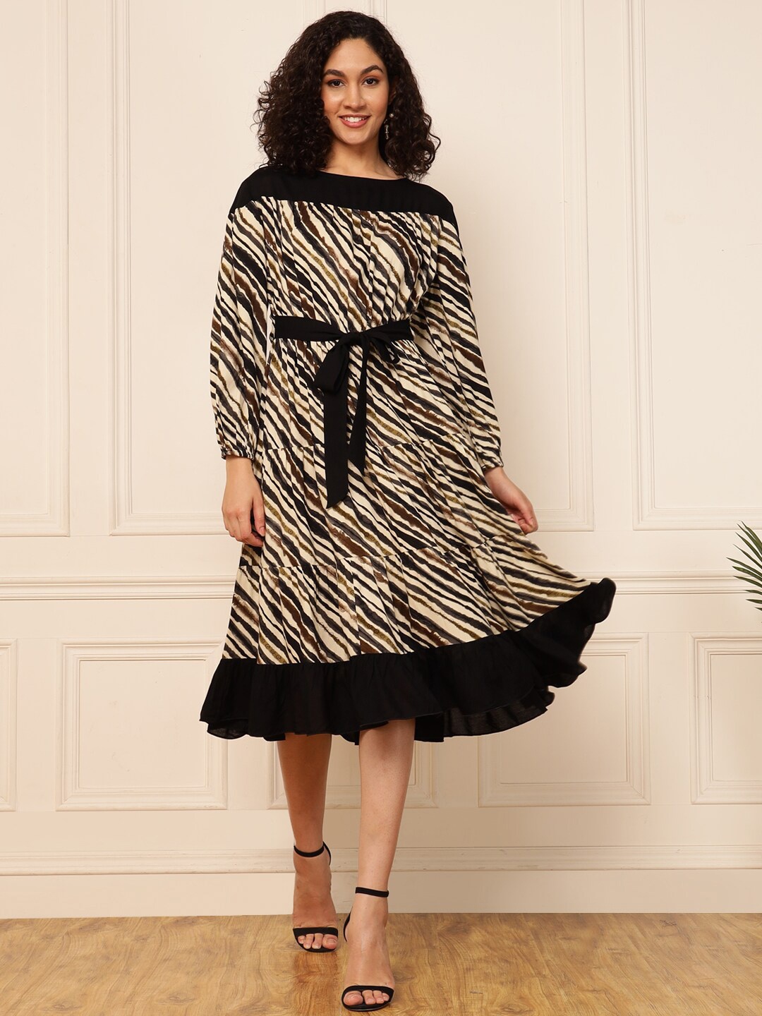 

DEEBACO Print Off-Shoulder Puff Sleeve A-Line Dress, Black