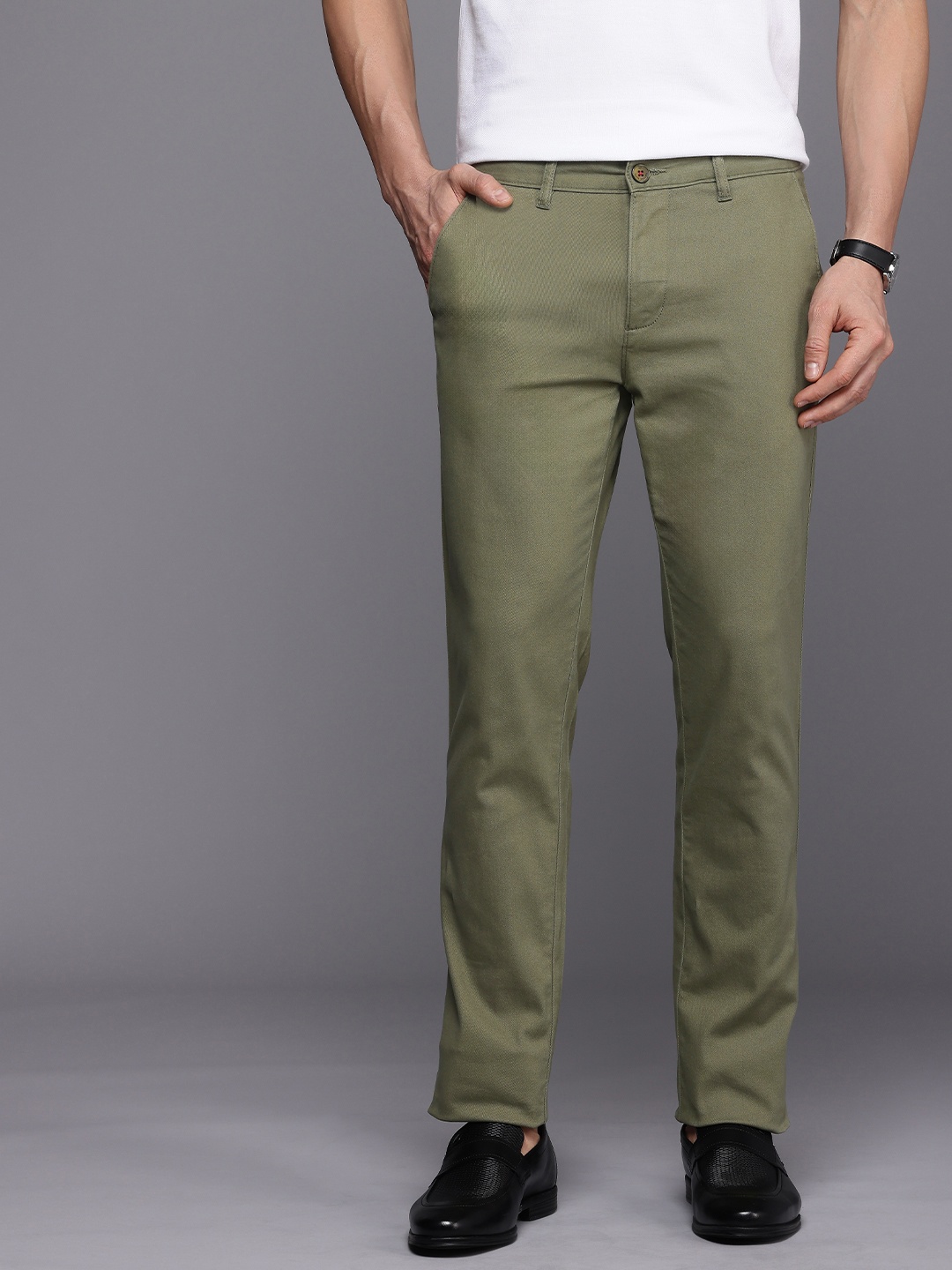 

Louis Philippe Sport Men Tapered Fit Smart Casual Chinos Trousers, Olive