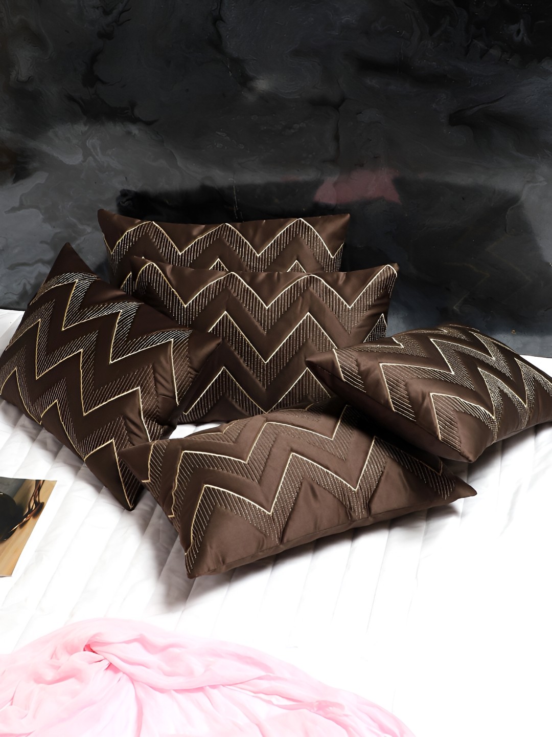 

MFD HOME FURNISHING Coffee Brown 5 Pieces Geometric Rectangle Satin Cushion Covers