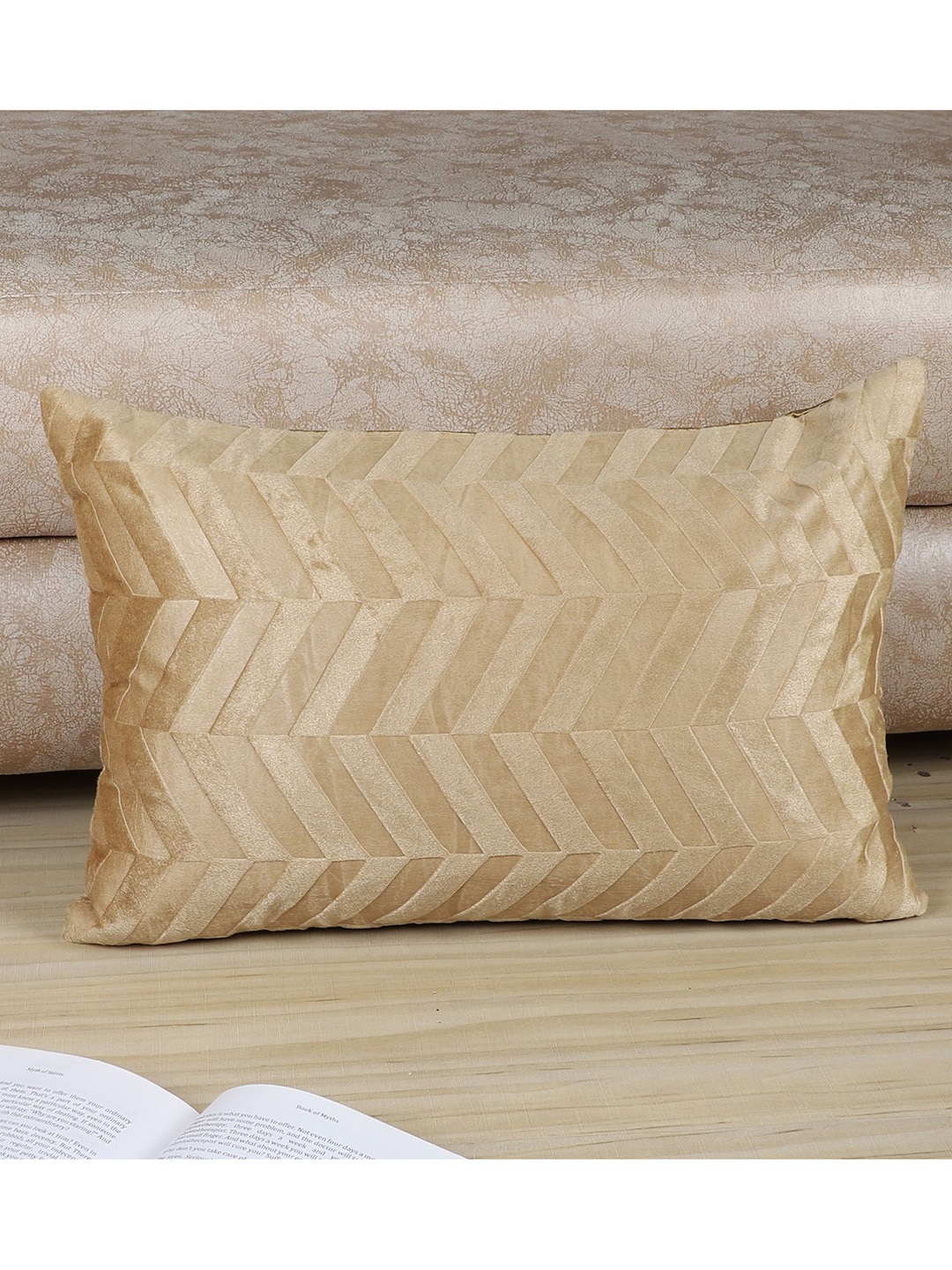 

MFD HOME FURNISHING Brown Self Design Velvet Rectangle Cushion Cover