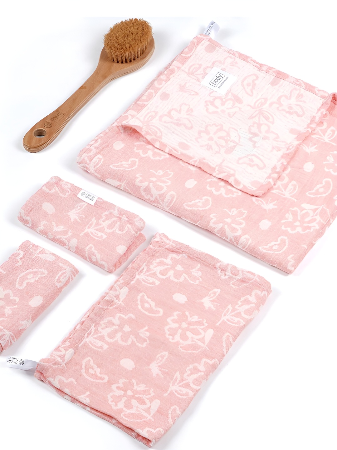 

Doctor Towels Coral & White 4 Pieces Floral Banana Jacquard 350 GSM Towel set